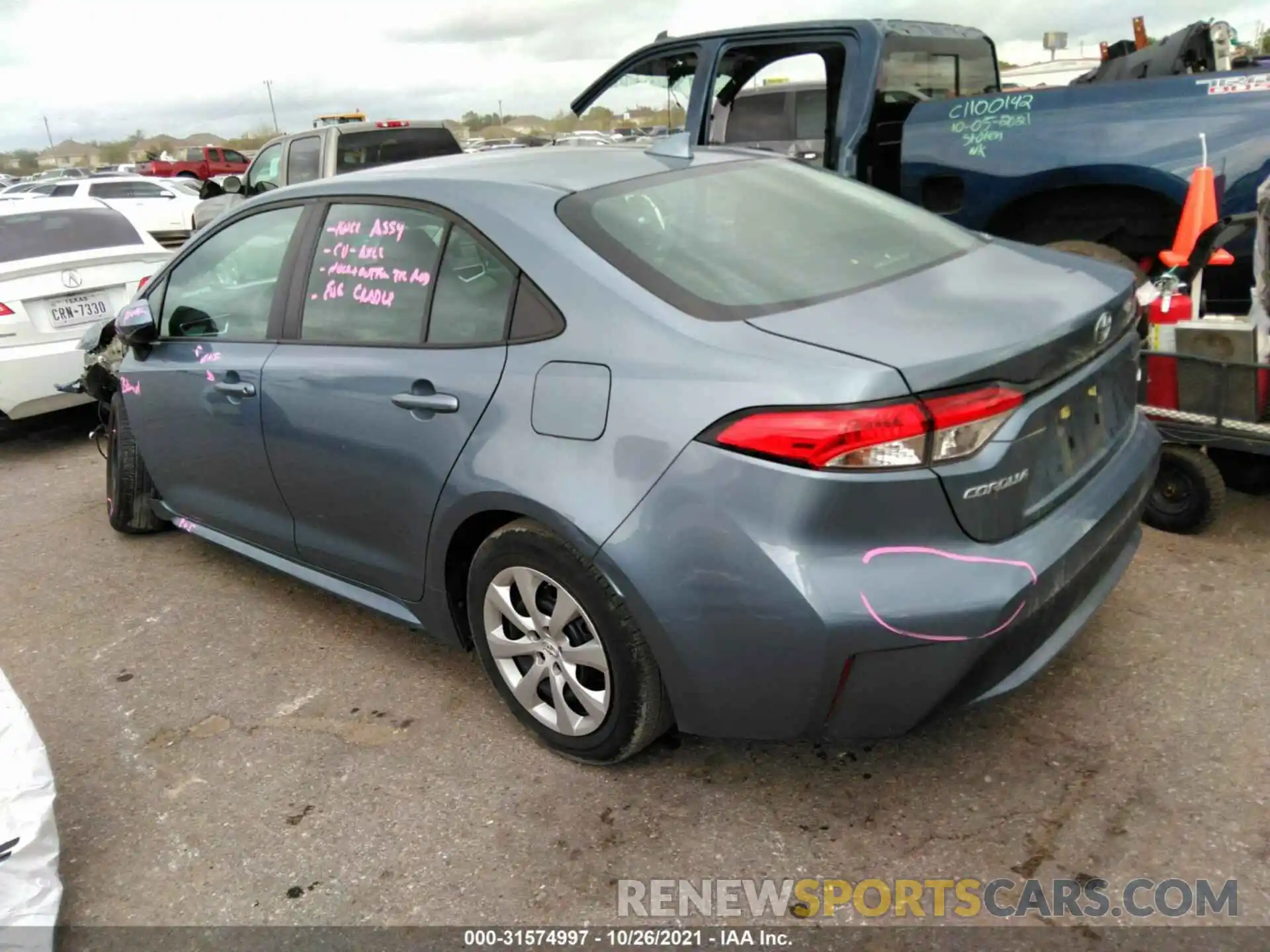 3 Photograph of a damaged car 5YFEPRAE8LP044063 TOYOTA COROLLA 2020