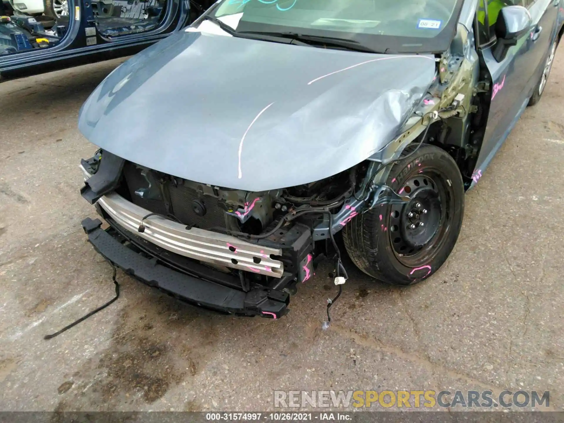 6 Photograph of a damaged car 5YFEPRAE8LP044063 TOYOTA COROLLA 2020