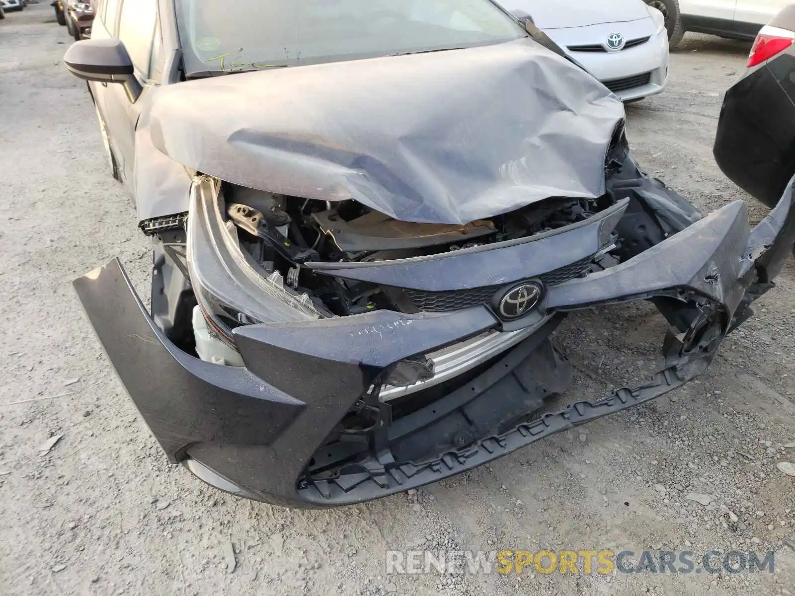 9 Photograph of a damaged car 5YFEPRAE8LP045892 TOYOTA COROLLA 2020