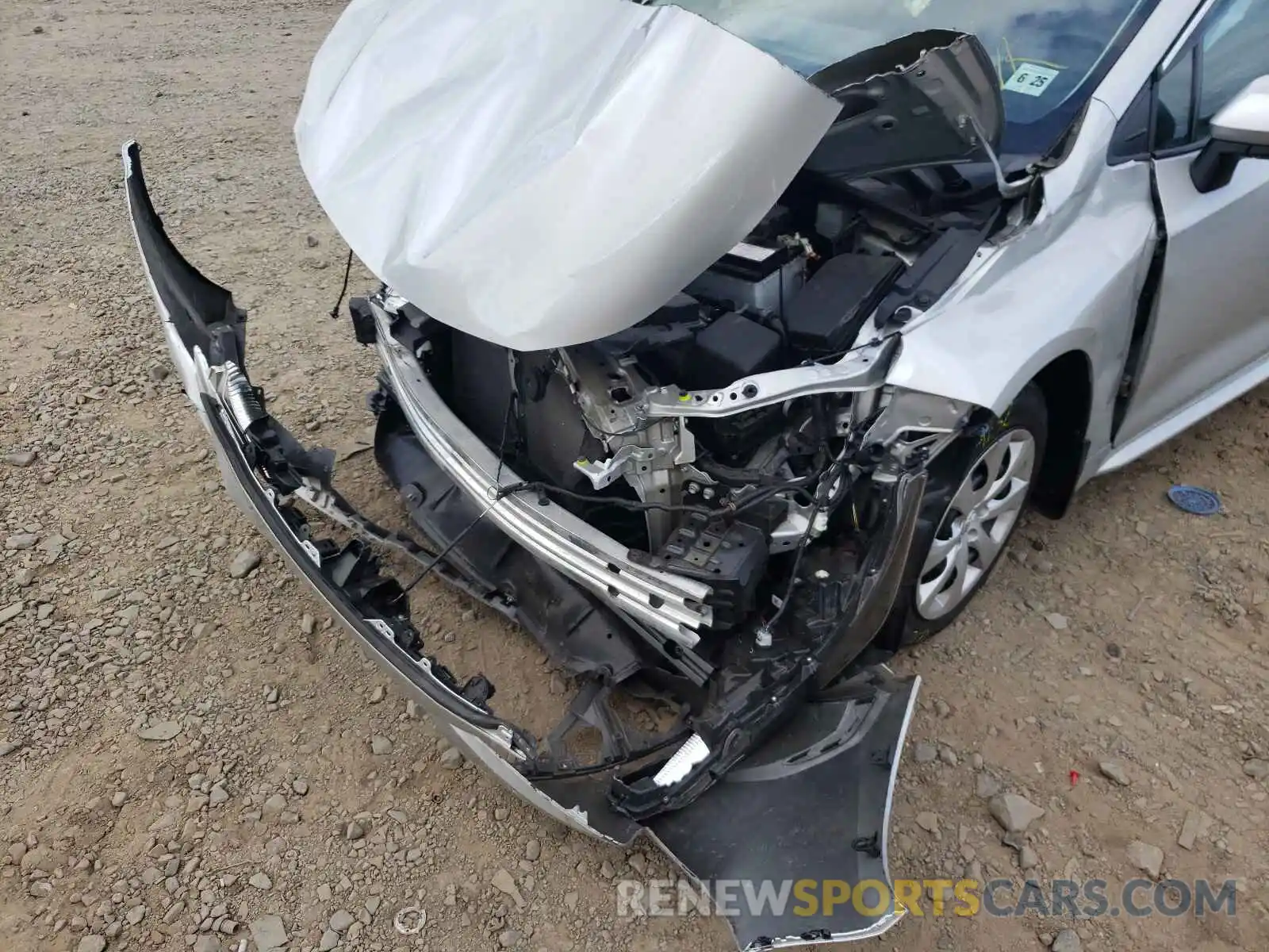 9 Photograph of a damaged car 5YFEPRAE8LP048582 TOYOTA COROLLA 2020