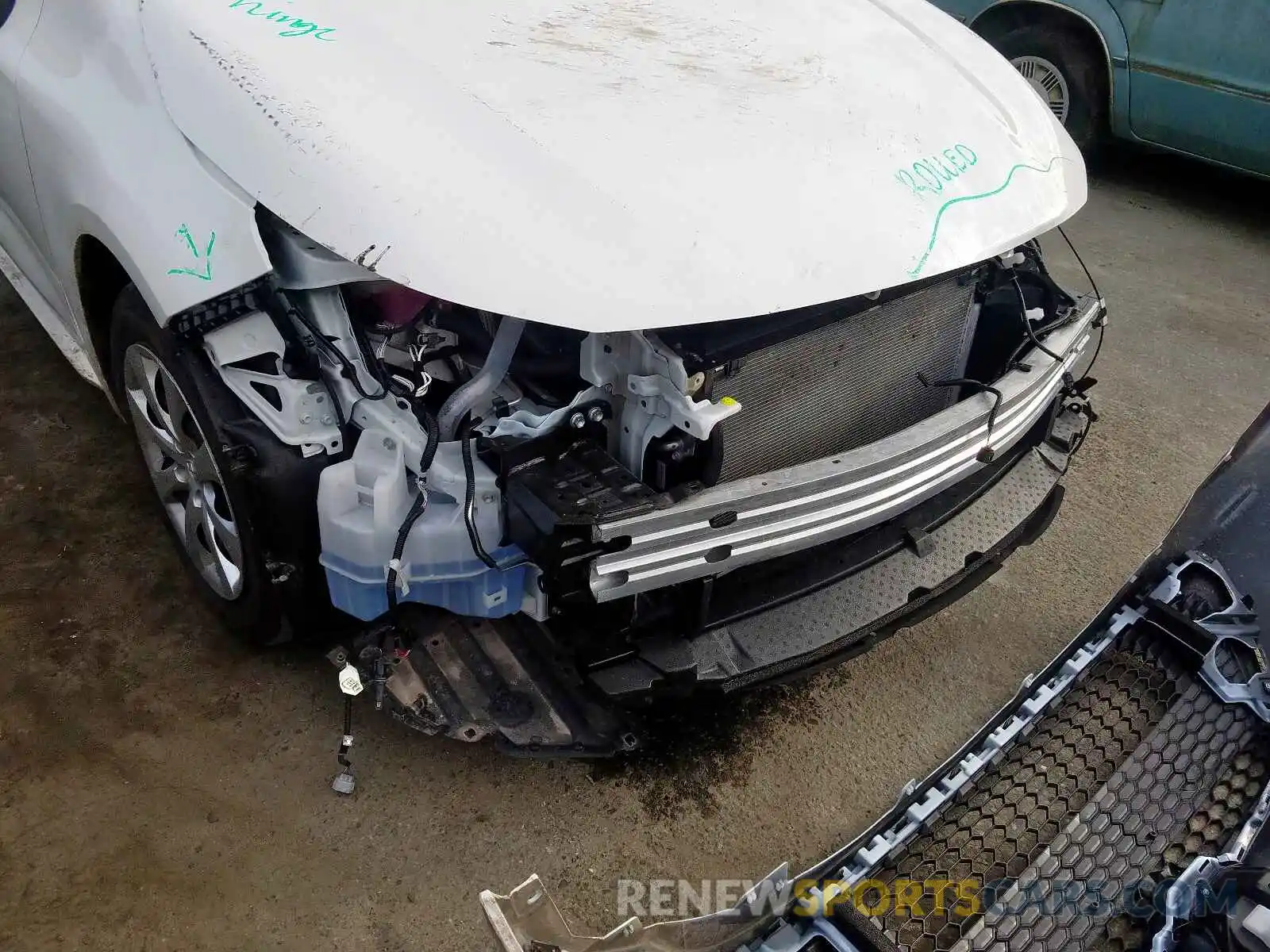 9 Photograph of a damaged car 5YFEPRAE8LP048839 TOYOTA COROLLA 2020