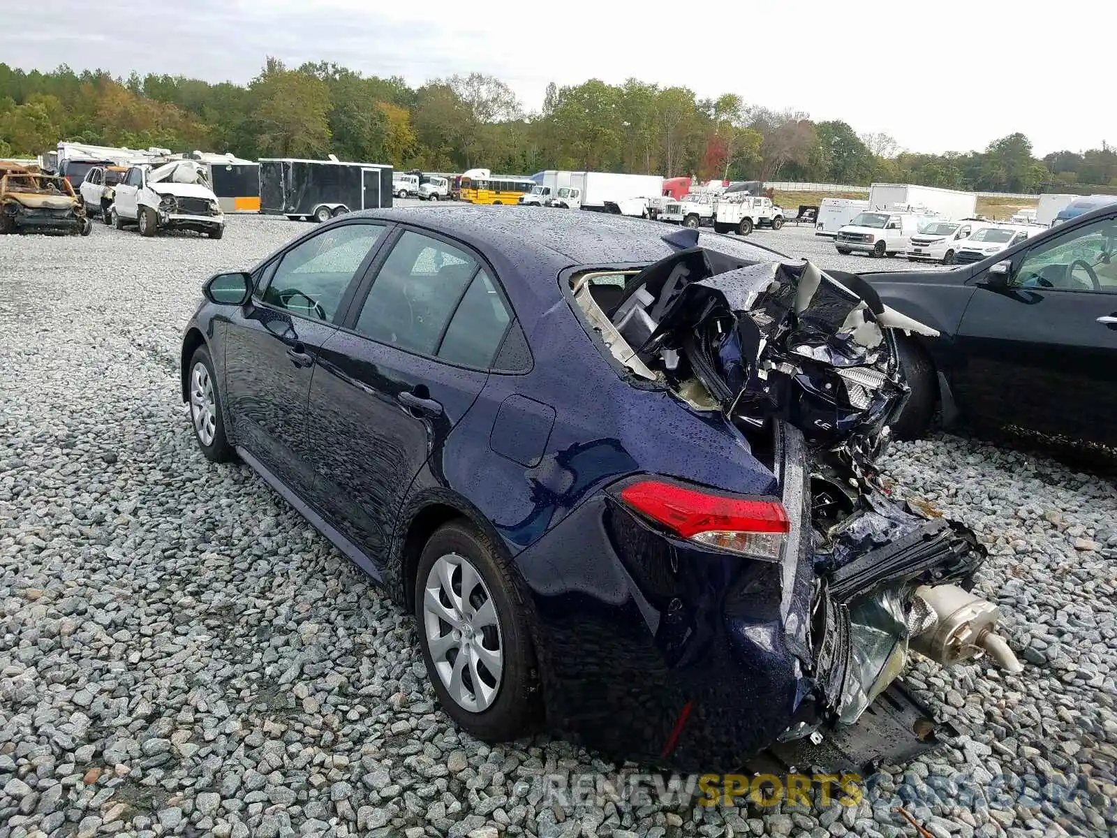 3 Photograph of a damaged car 5YFEPRAE8LP048887 TOYOTA COROLLA 2020