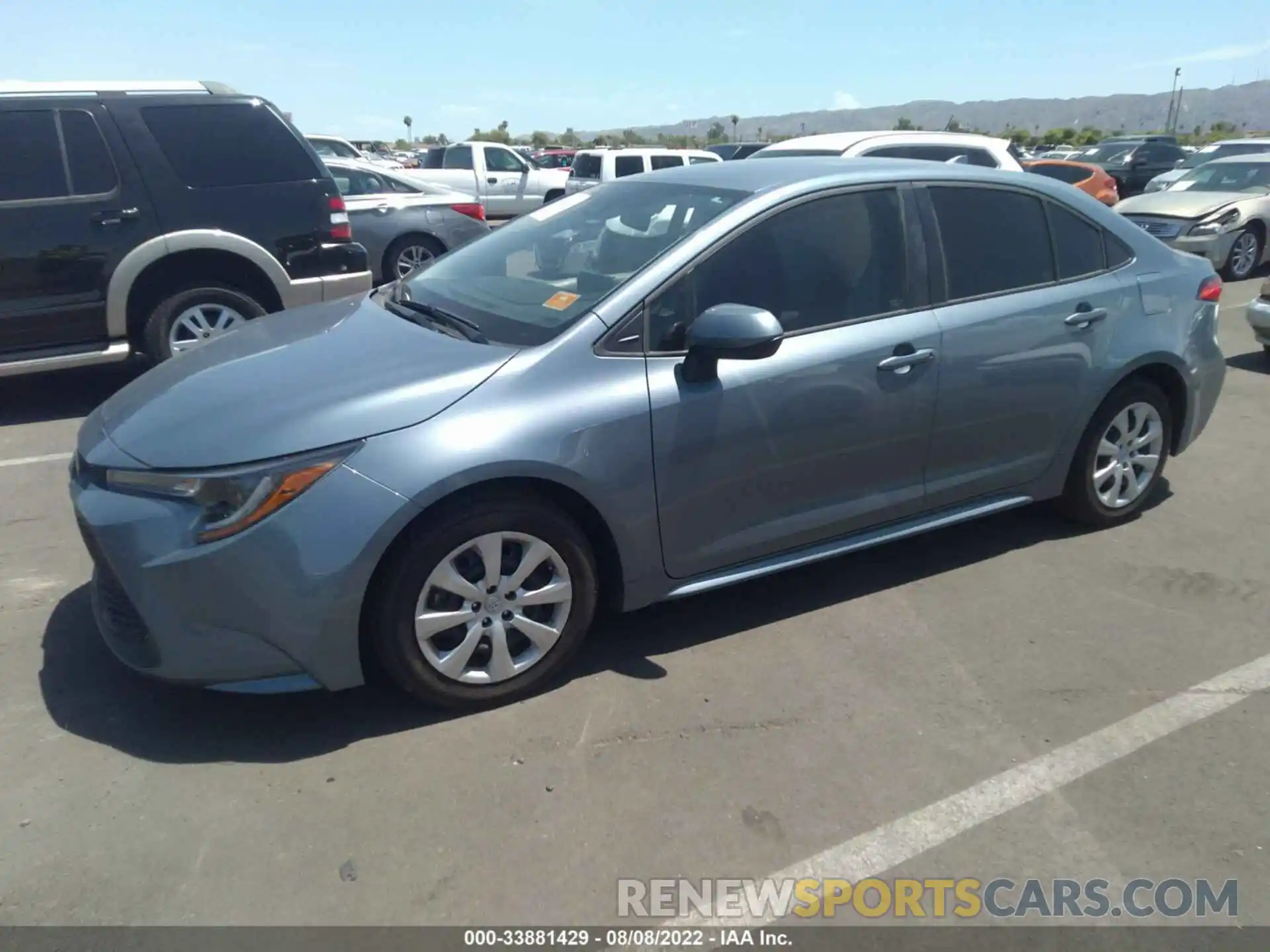 2 Photograph of a damaged car 5YFEPRAE8LP050865 TOYOTA COROLLA 2020