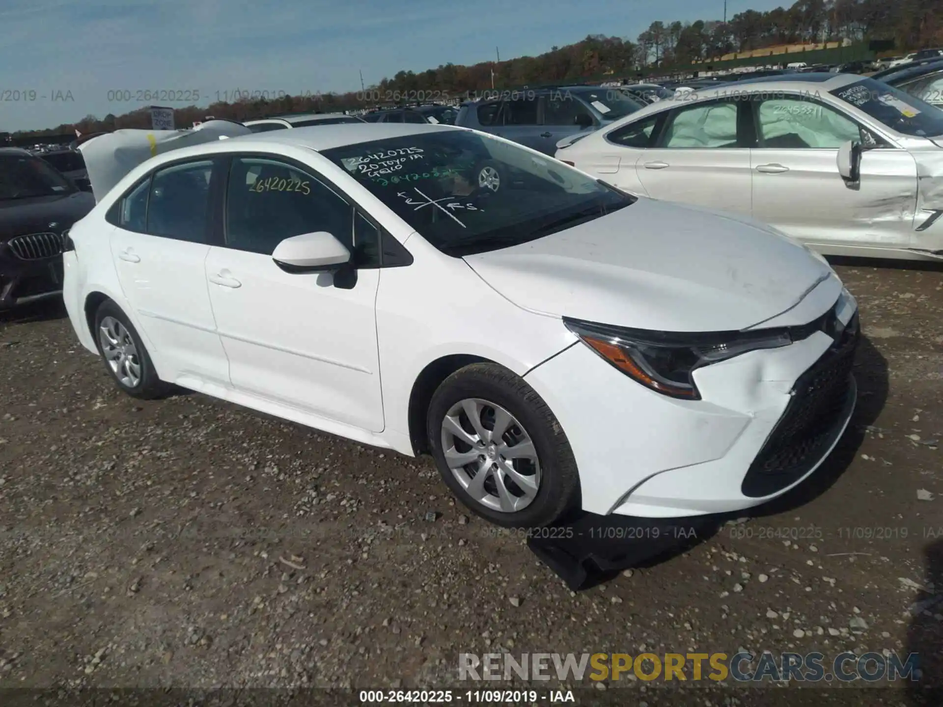 1 Photograph of a damaged car 5YFEPRAE8LP050896 TOYOTA COROLLA 2020