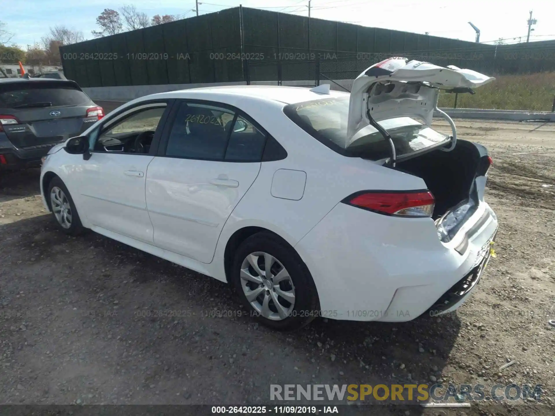 3 Photograph of a damaged car 5YFEPRAE8LP050896 TOYOTA COROLLA 2020