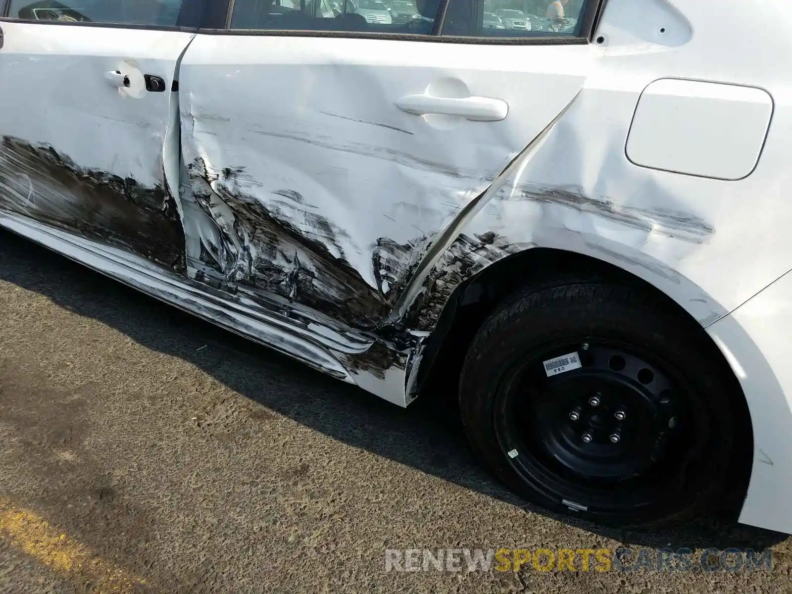 9 Photograph of a damaged car 5YFEPRAE8LP052387 TOYOTA COROLLA 2020