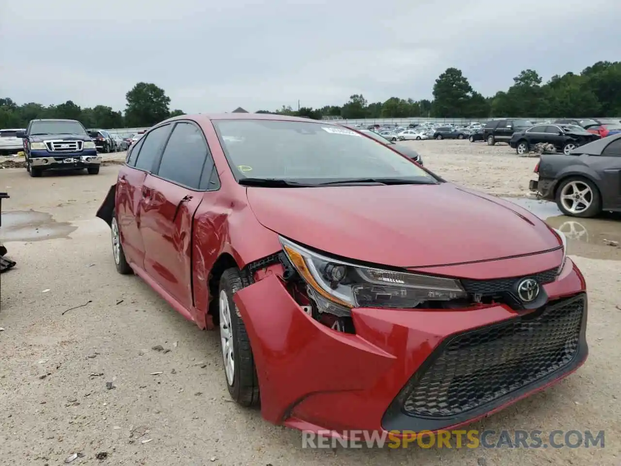 1 Photograph of a damaged car 5YFEPRAE8LP052759 TOYOTA COROLLA 2020