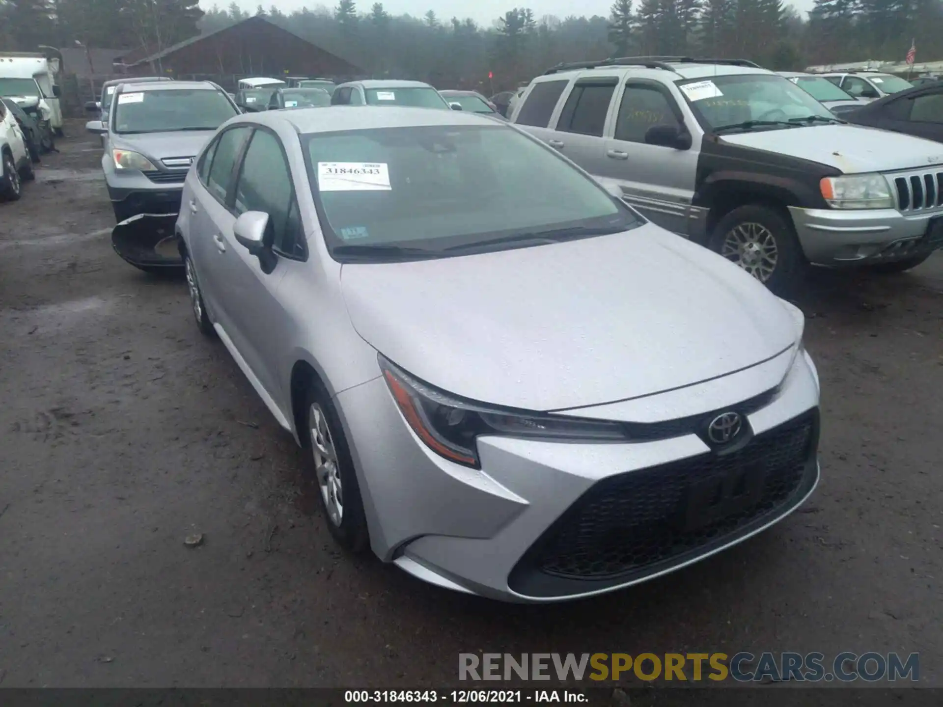 1 Photograph of a damaged car 5YFEPRAE8LP052874 TOYOTA COROLLA 2020