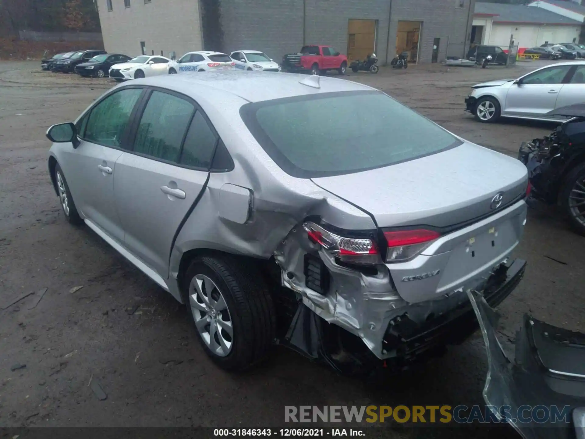 3 Photograph of a damaged car 5YFEPRAE8LP052874 TOYOTA COROLLA 2020