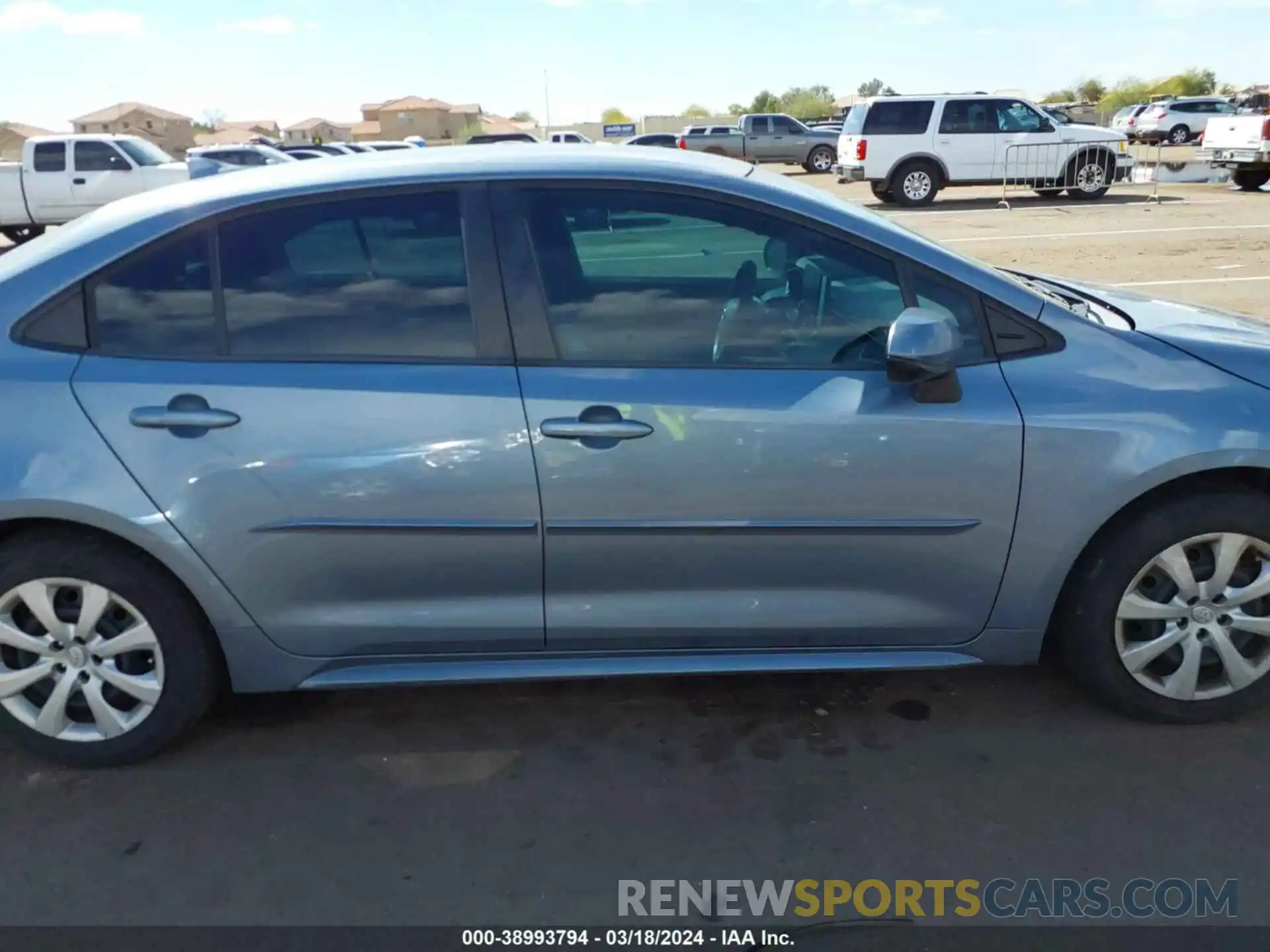 13 Photograph of a damaged car 5YFEPRAE8LP053359 TOYOTA COROLLA 2020