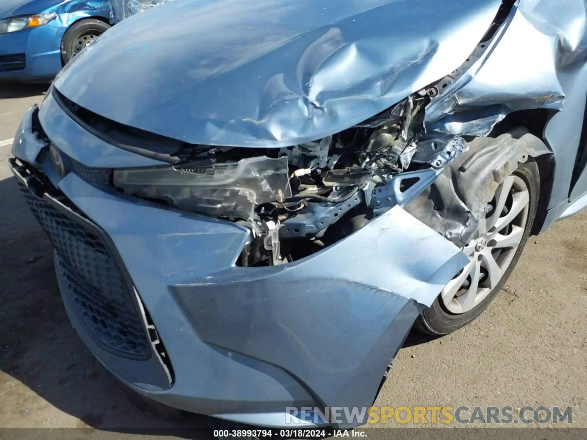 6 Photograph of a damaged car 5YFEPRAE8LP053359 TOYOTA COROLLA 2020