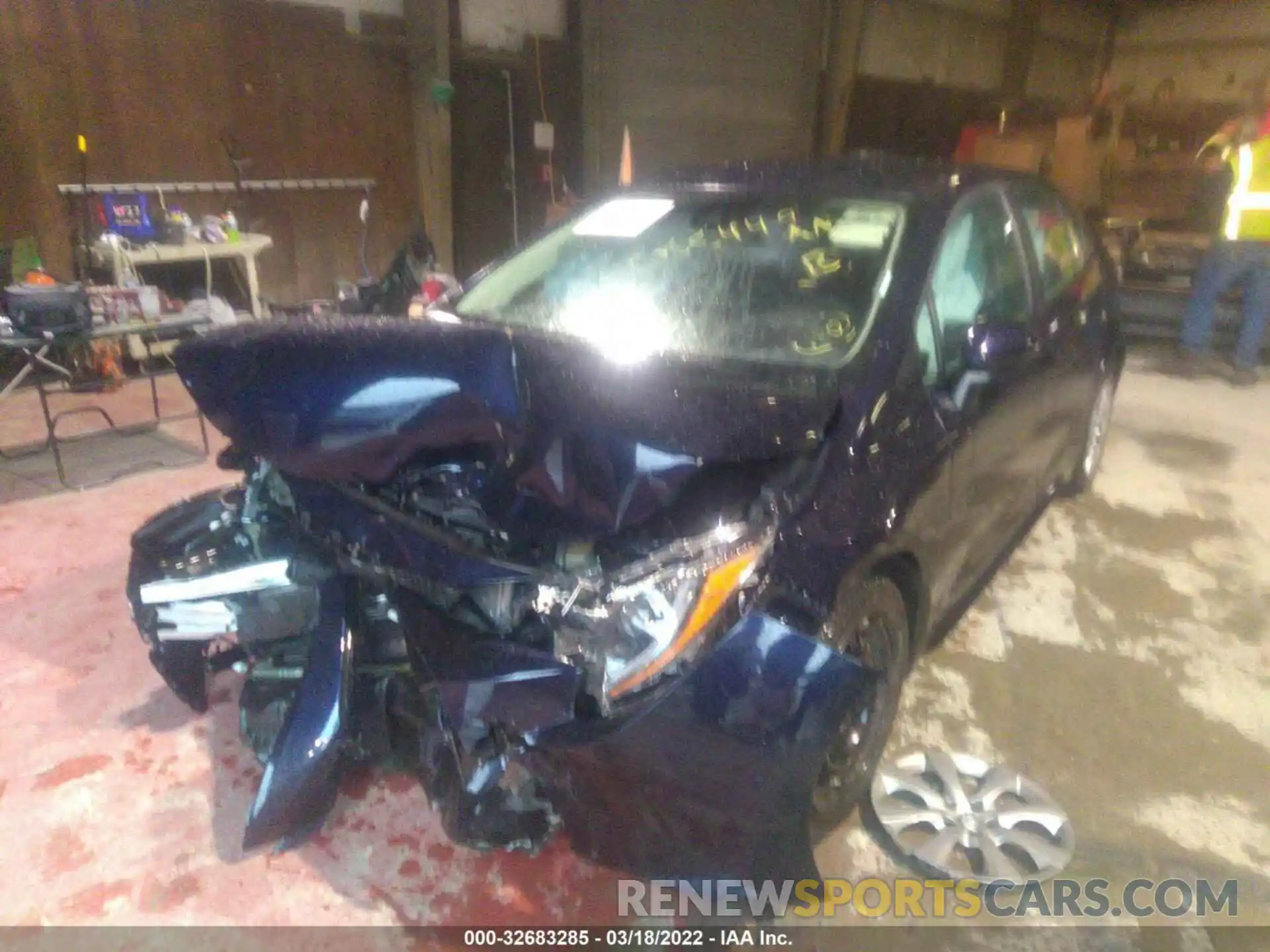 2 Photograph of a damaged car 5YFEPRAE8LP055449 TOYOTA COROLLA 2020