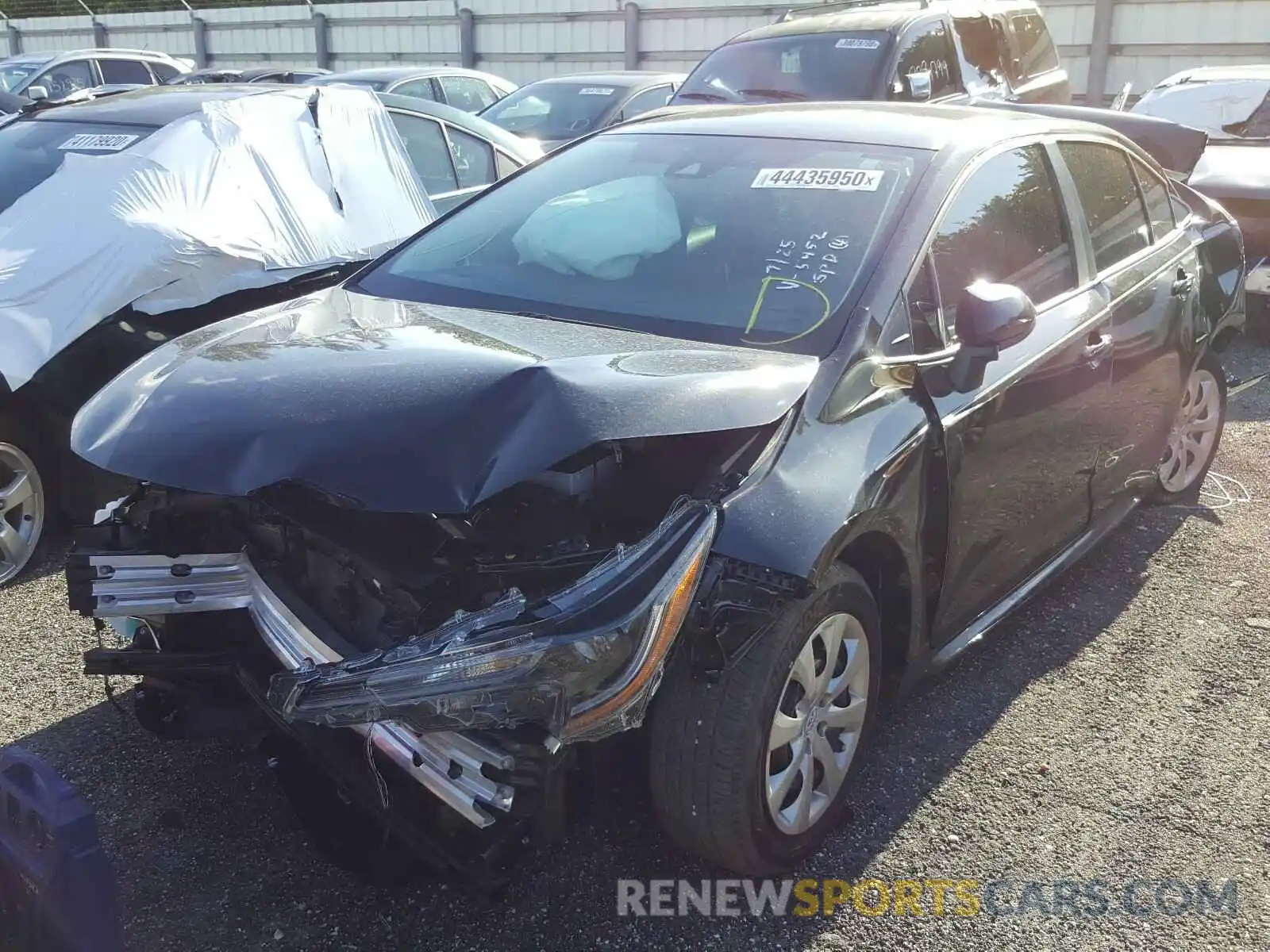 2 Photograph of a damaged car 5YFEPRAE8LP055452 TOYOTA COROLLA 2020