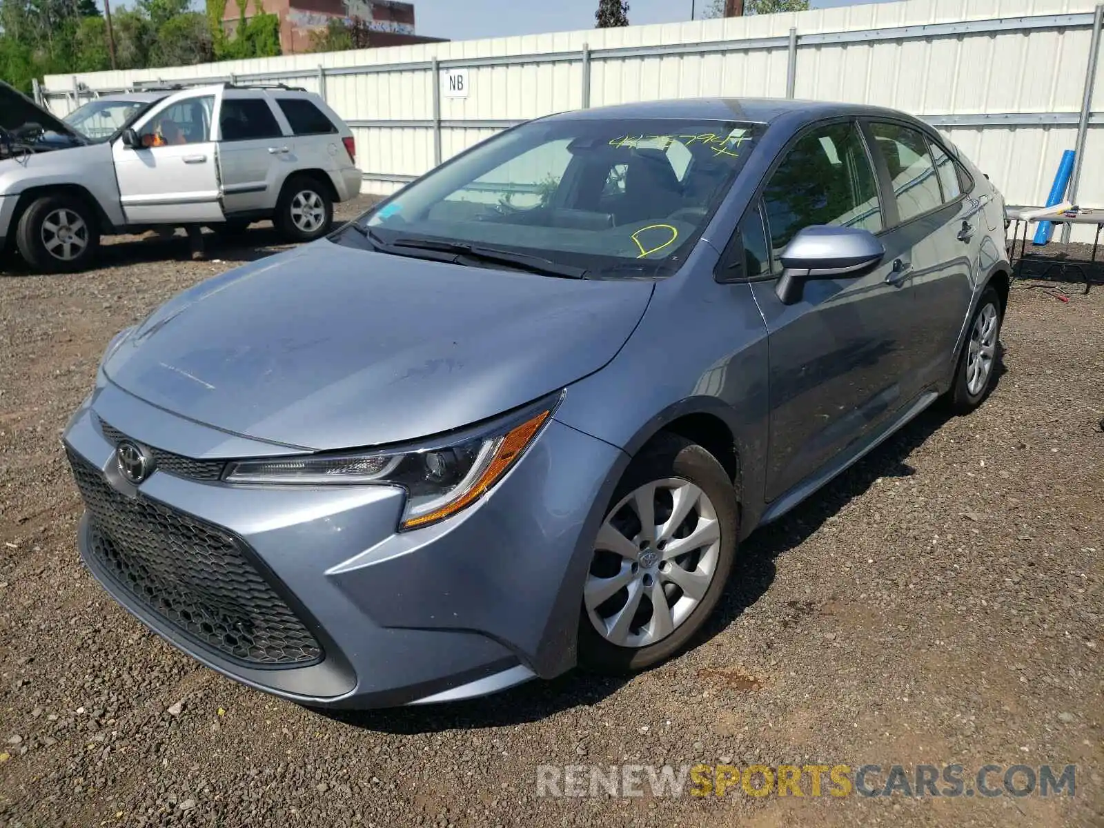 2 Photograph of a damaged car 5YFEPRAE8LP055595 TOYOTA COROLLA 2020