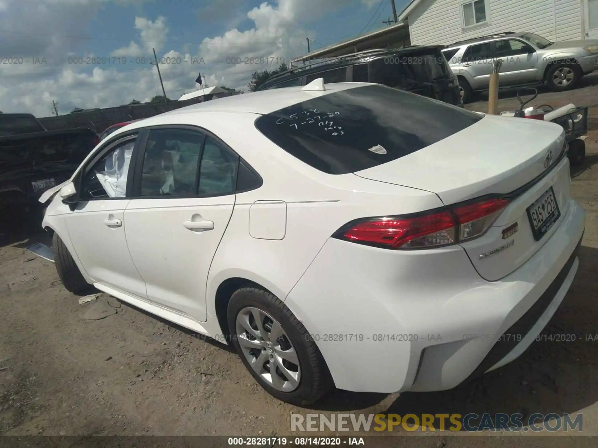 3 Photograph of a damaged car 5YFEPRAE8LP055869 TOYOTA COROLLA 2020