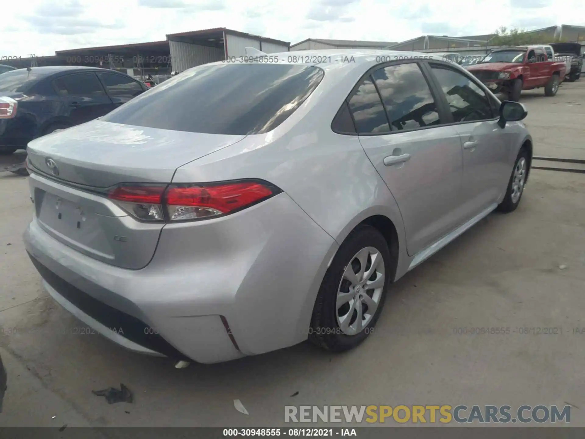 4 Photograph of a damaged car 5YFEPRAE8LP057508 TOYOTA COROLLA 2020