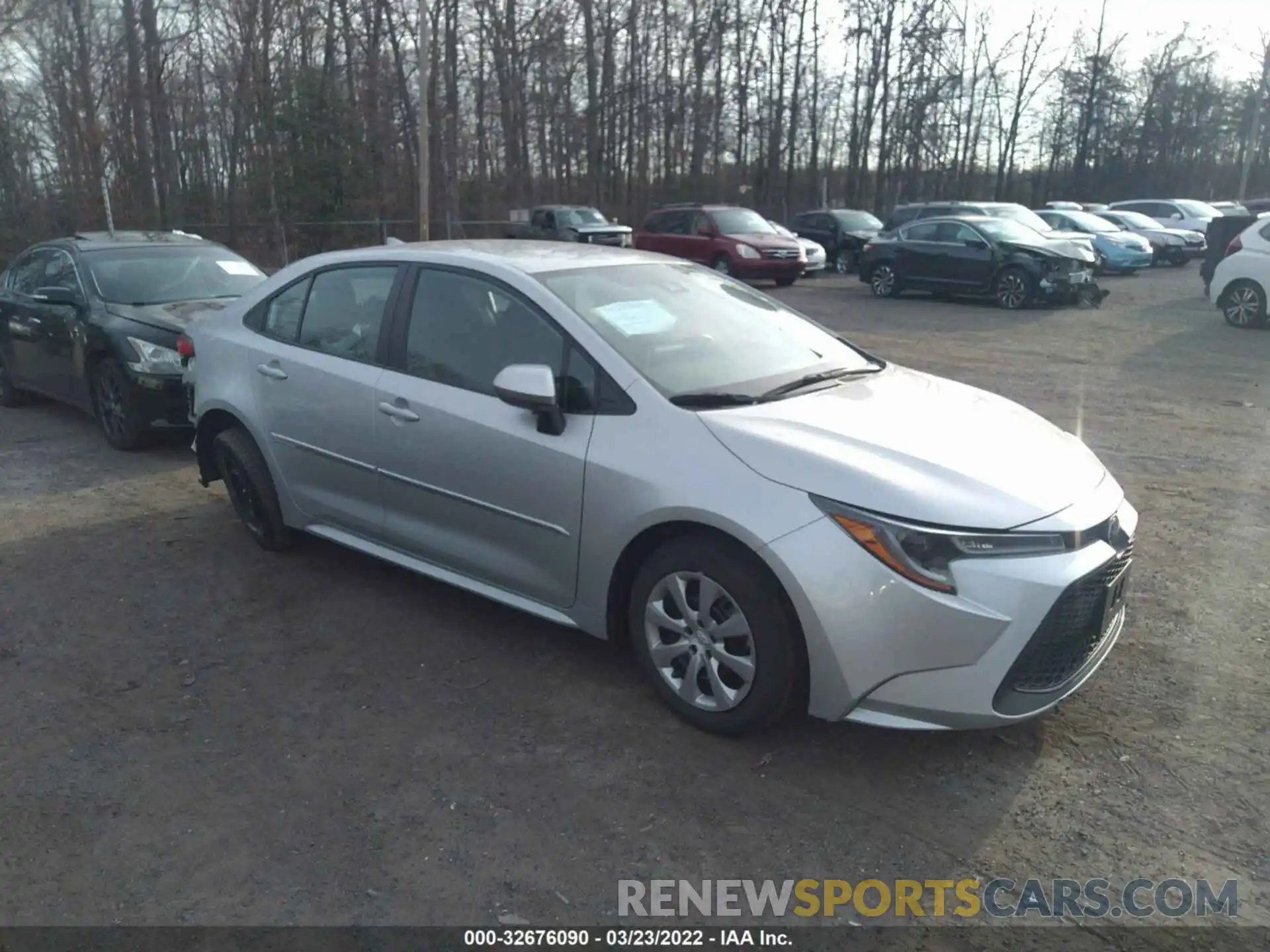 1 Photograph of a damaged car 5YFEPRAE8LP058349 TOYOTA COROLLA 2020