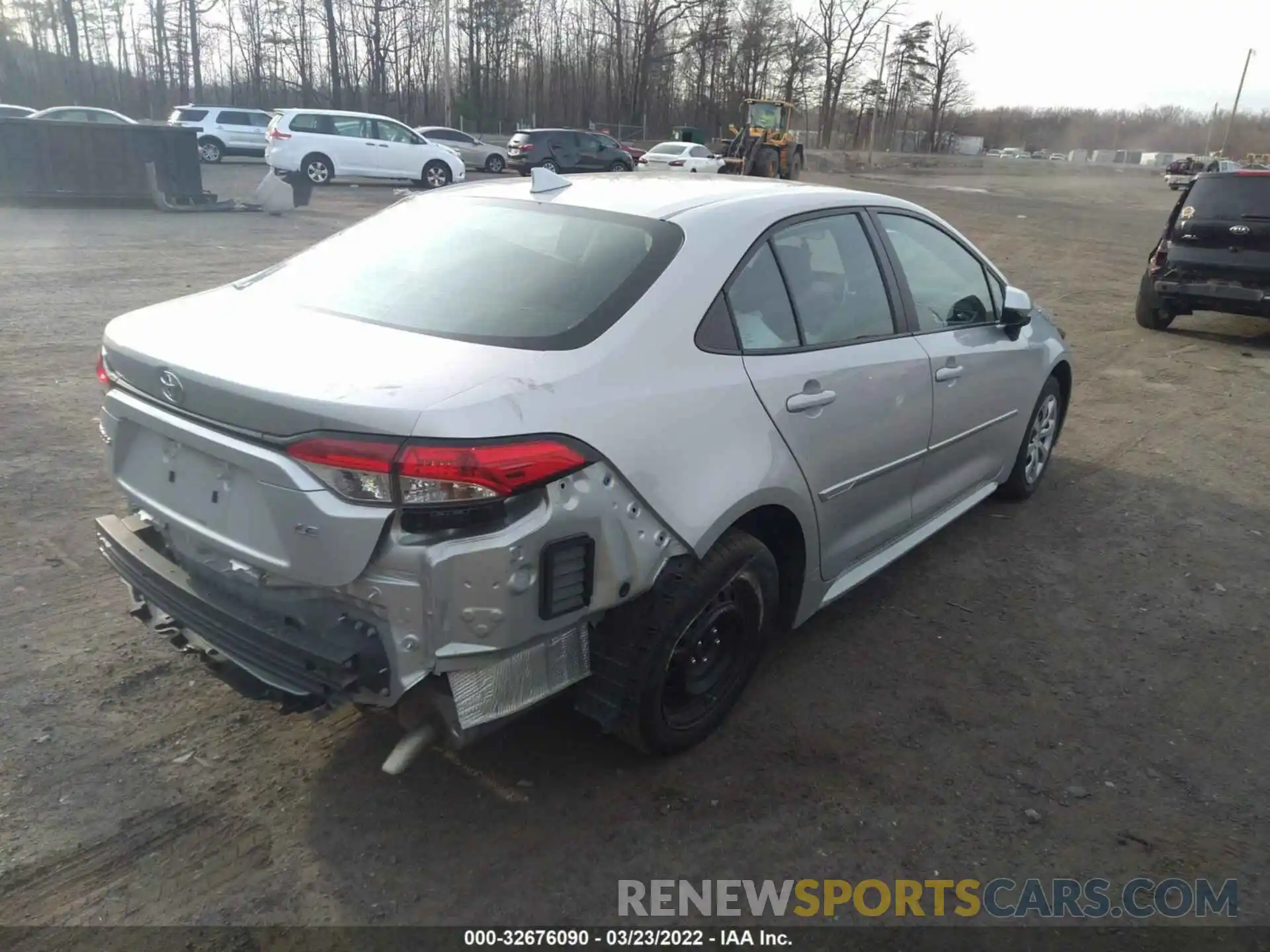 4 Photograph of a damaged car 5YFEPRAE8LP058349 TOYOTA COROLLA 2020