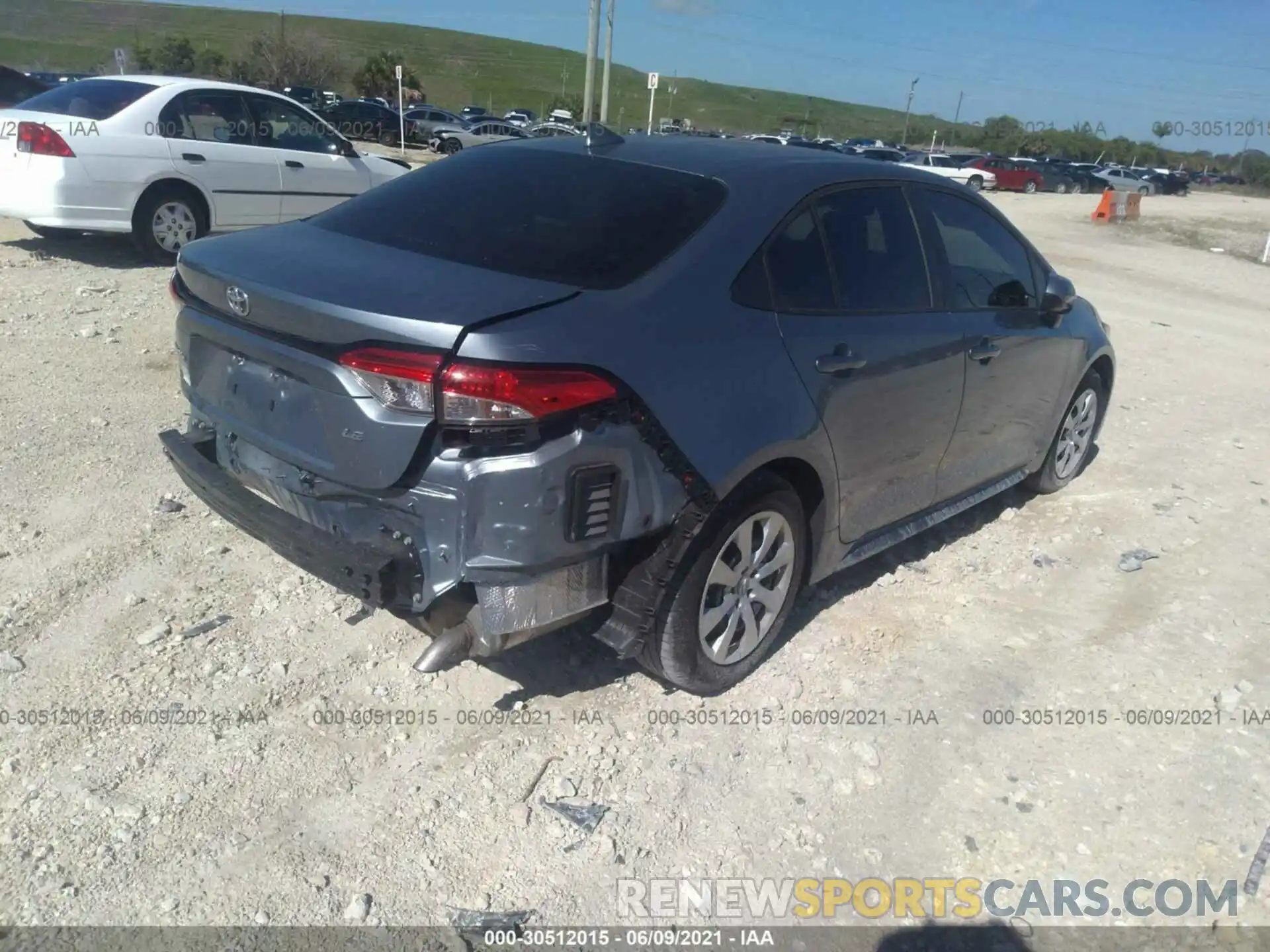 4 Photograph of a damaged car 5YFEPRAE8LP058478 TOYOTA COROLLA 2020