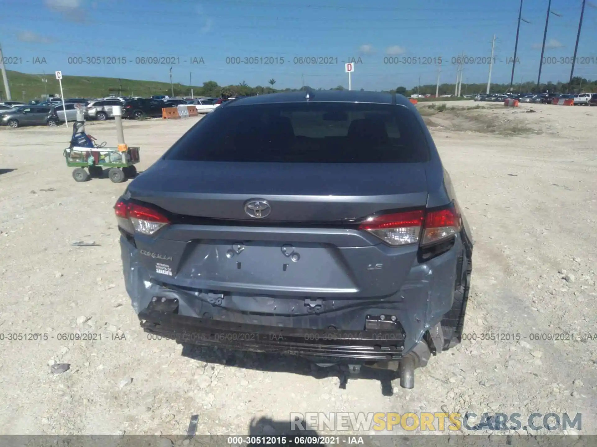 6 Photograph of a damaged car 5YFEPRAE8LP058478 TOYOTA COROLLA 2020