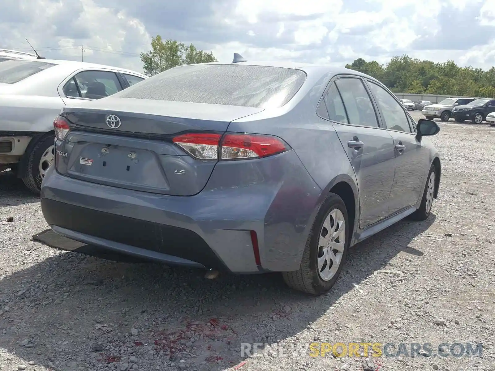 4 Photograph of a damaged car 5YFEPRAE8LP059548 TOYOTA COROLLA 2020