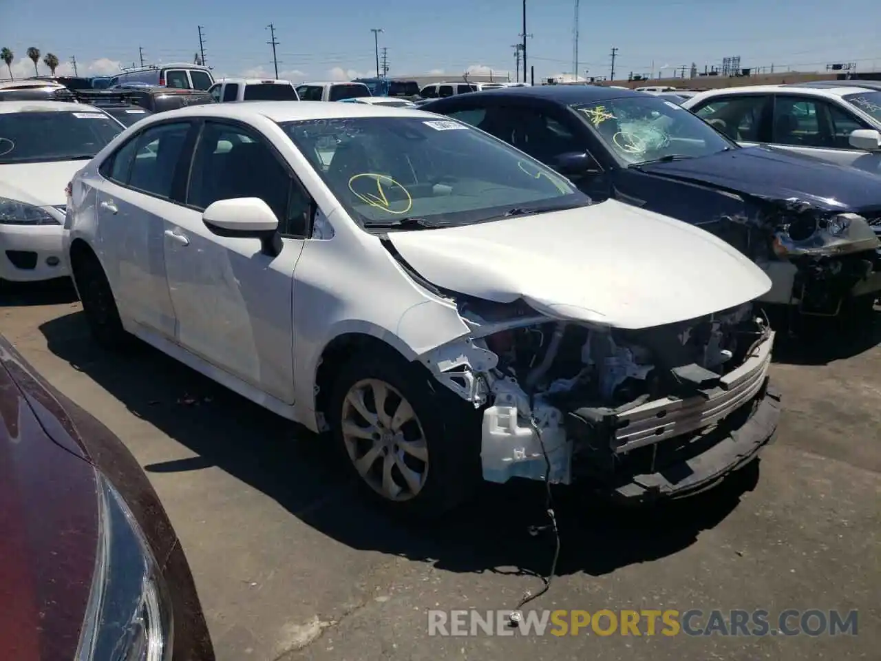 1 Photograph of a damaged car 5YFEPRAE8LP060554 TOYOTA COROLLA 2020