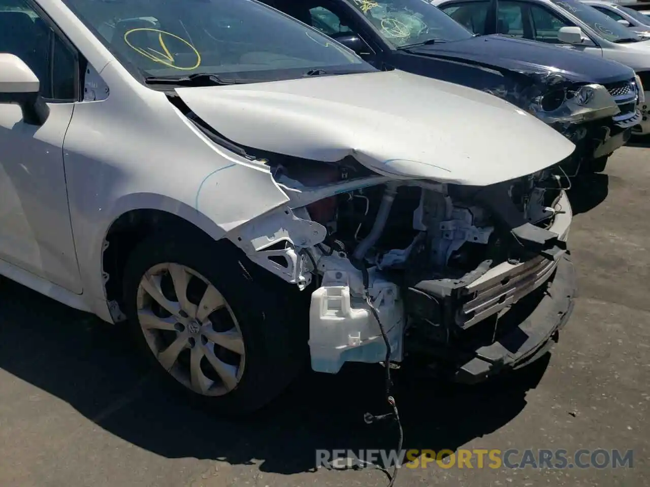 9 Photograph of a damaged car 5YFEPRAE8LP060554 TOYOTA COROLLA 2020