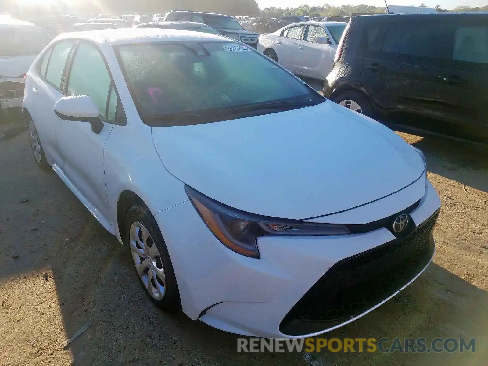 1 Photograph of a damaged car 5YFEPRAE8LP060733 TOYOTA COROLLA 2020