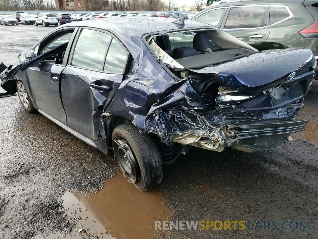 3 Photograph of a damaged car 5YFEPRAE8LP061266 TOYOTA COROLLA 2020