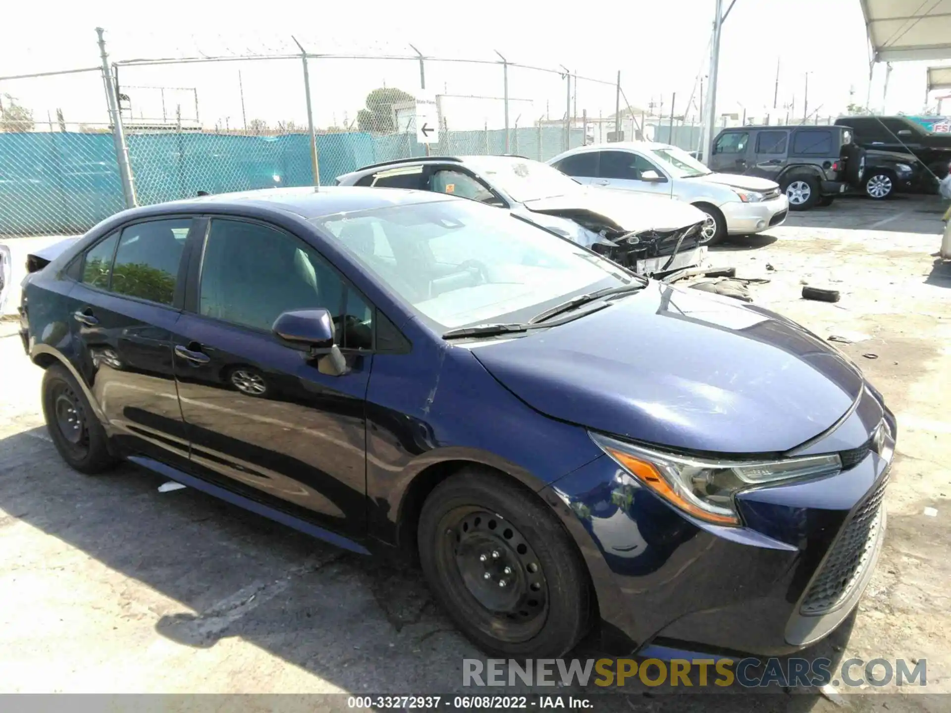 1 Photograph of a damaged car 5YFEPRAE8LP062238 TOYOTA COROLLA 2020