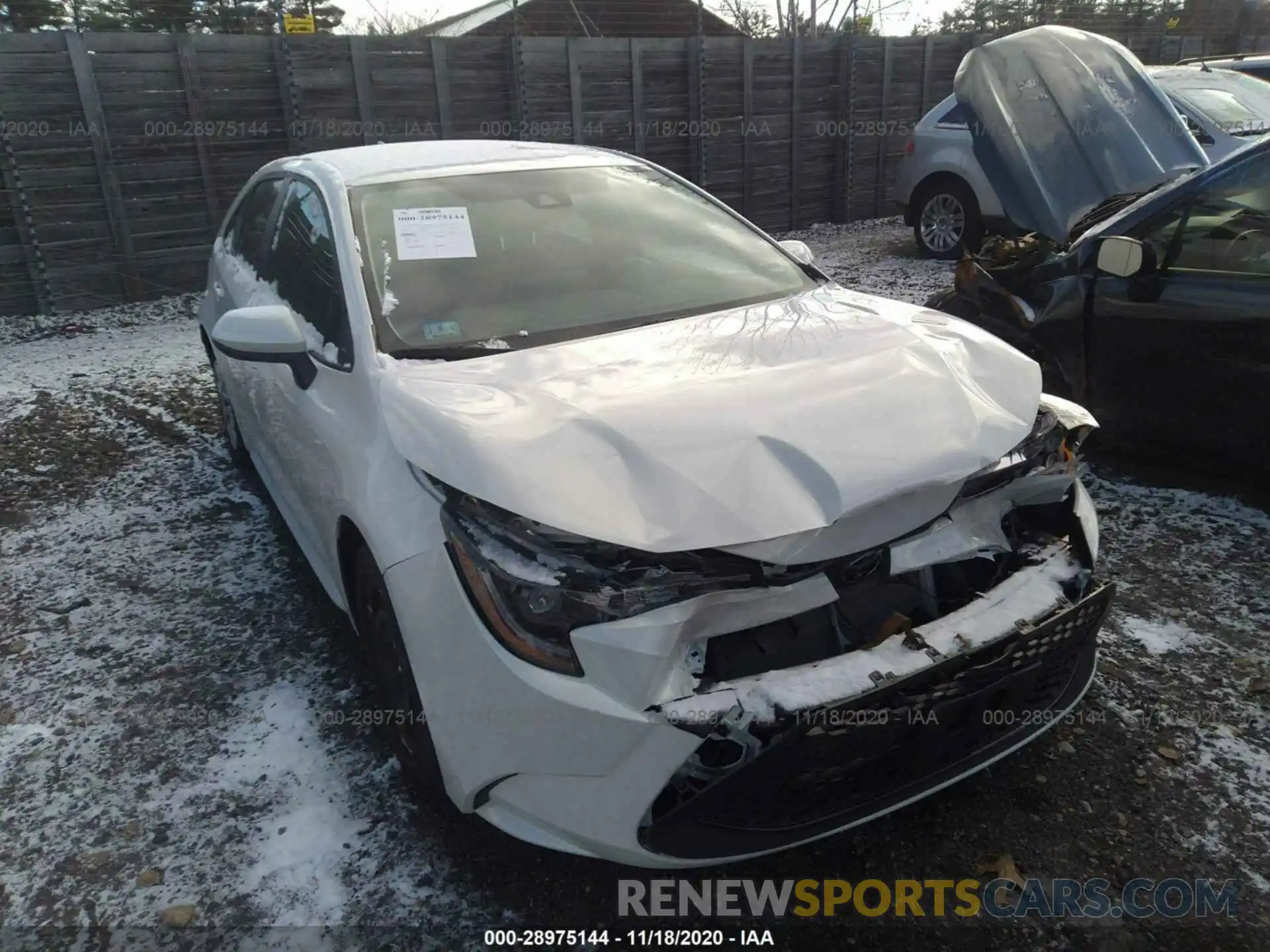 1 Photograph of a damaged car 5YFEPRAE8LP062384 TOYOTA COROLLA 2020