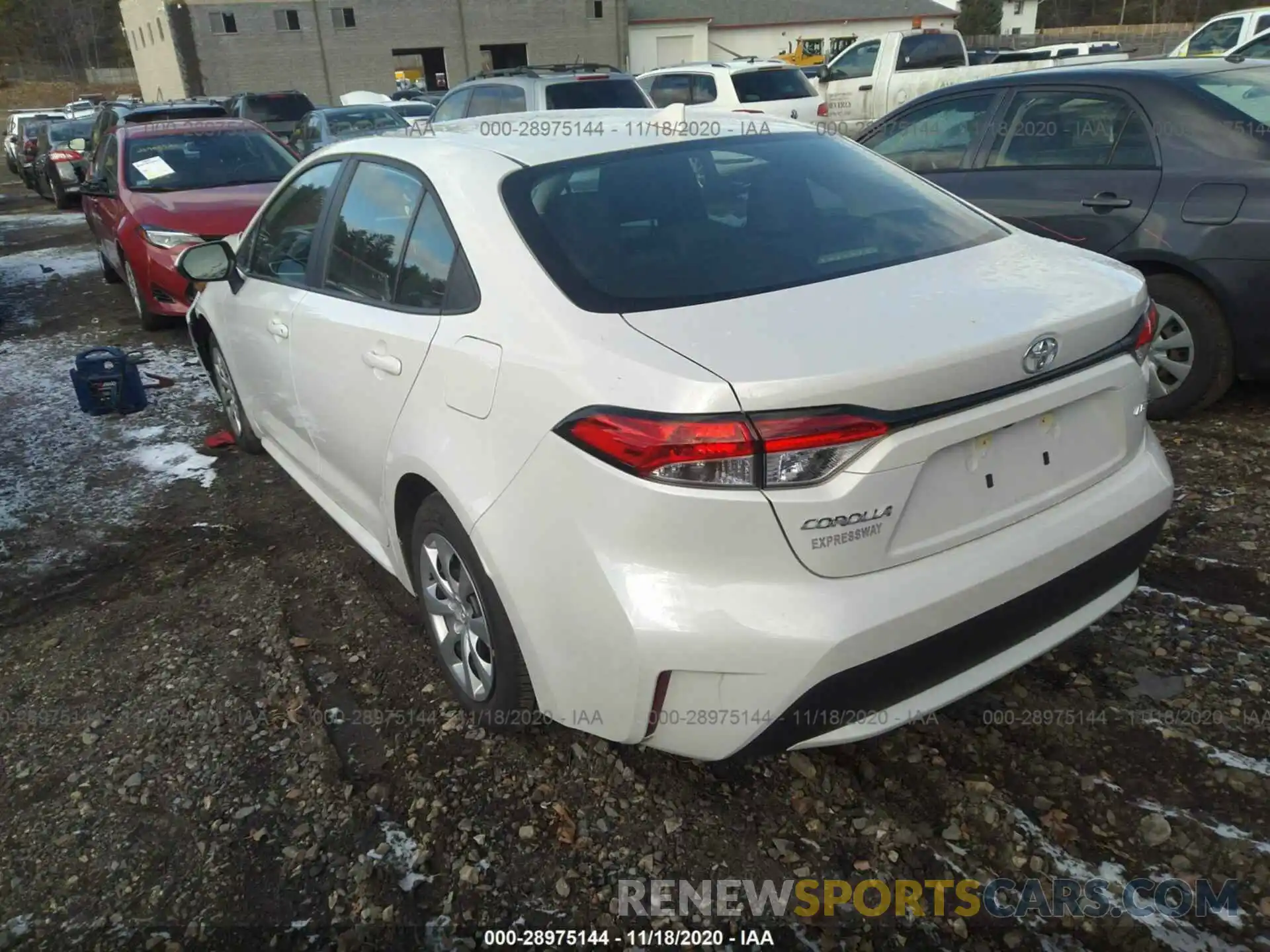 3 Photograph of a damaged car 5YFEPRAE8LP062384 TOYOTA COROLLA 2020