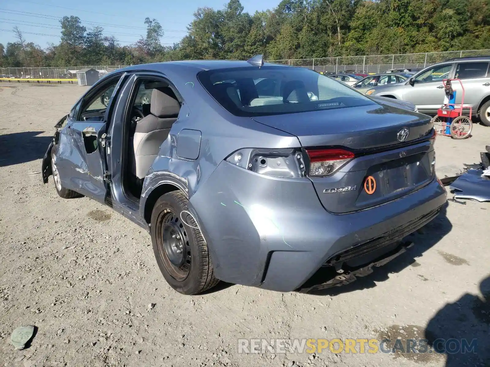 3 Photograph of a damaged car 5YFEPRAE8LP062563 TOYOTA COROLLA 2020