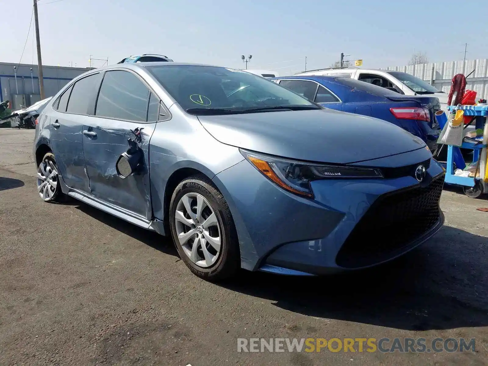 1 Photograph of a damaged car 5YFEPRAE8LP062577 TOYOTA COROLLA 2020