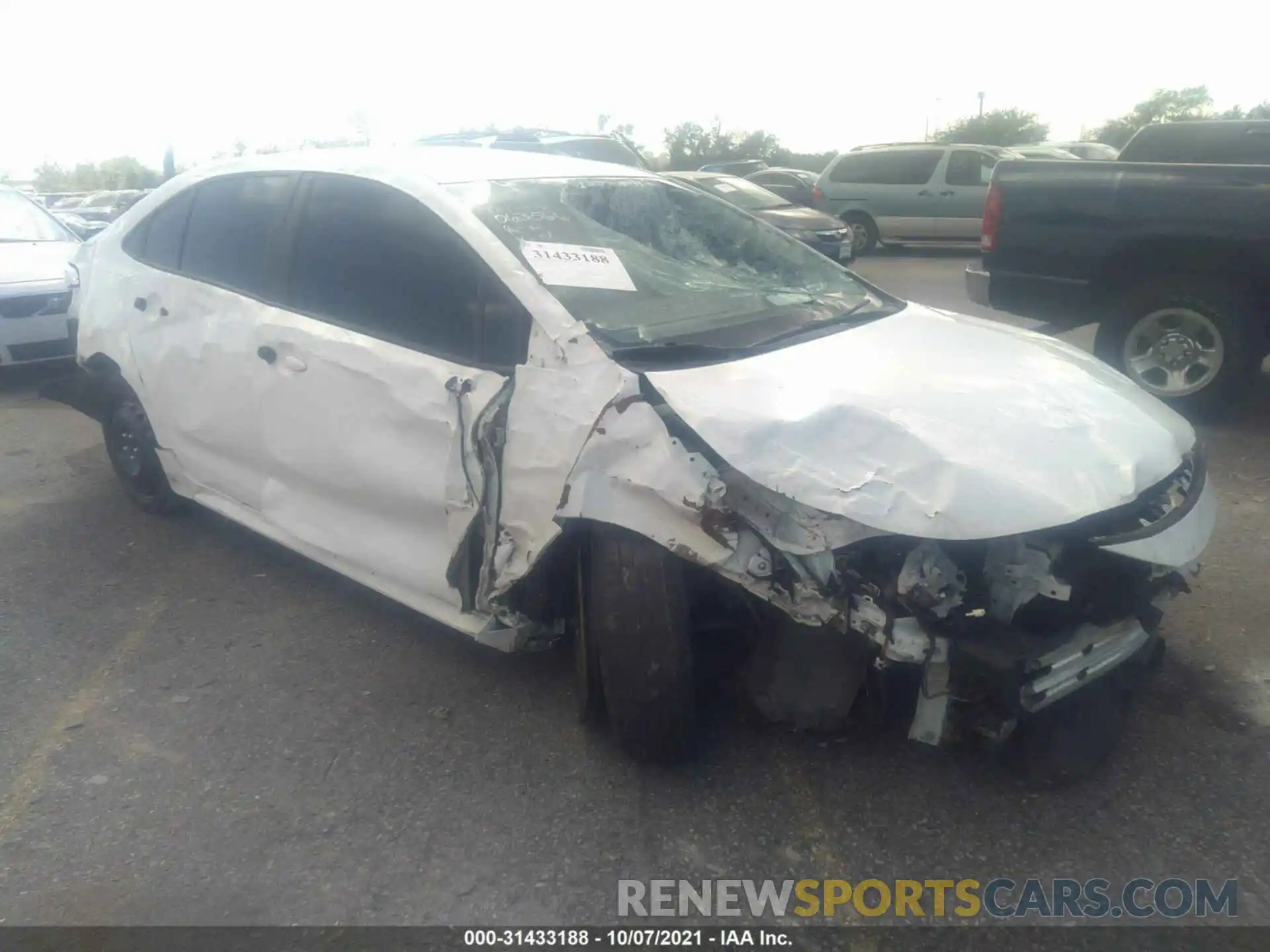 6 Photograph of a damaged car 5YFEPRAE8LP063566 TOYOTA COROLLA 2020