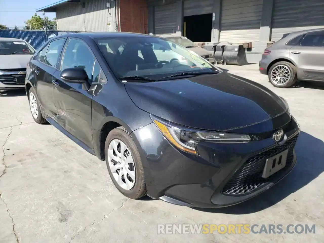 1 Photograph of a damaged car 5YFEPRAE8LP064538 TOYOTA COROLLA 2020