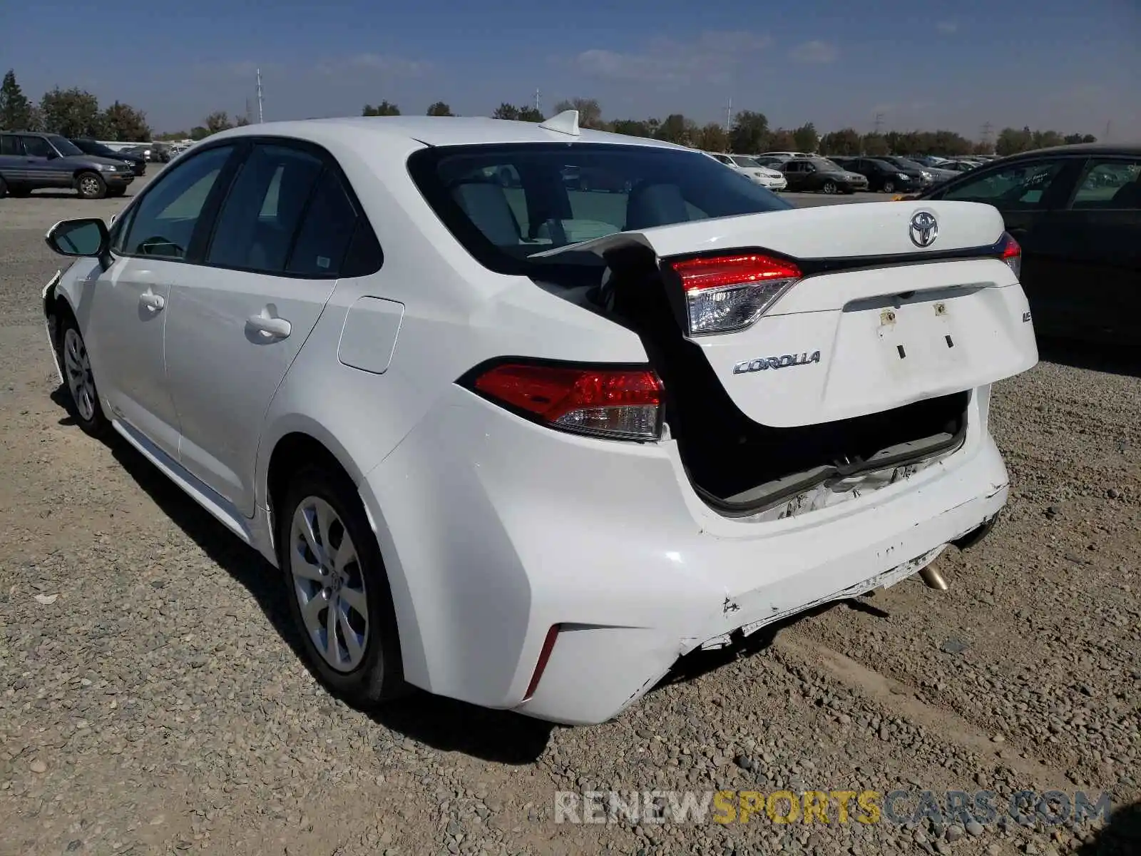 3 Photograph of a damaged car 5YFEPRAE8LP065723 TOYOTA COROLLA 2020