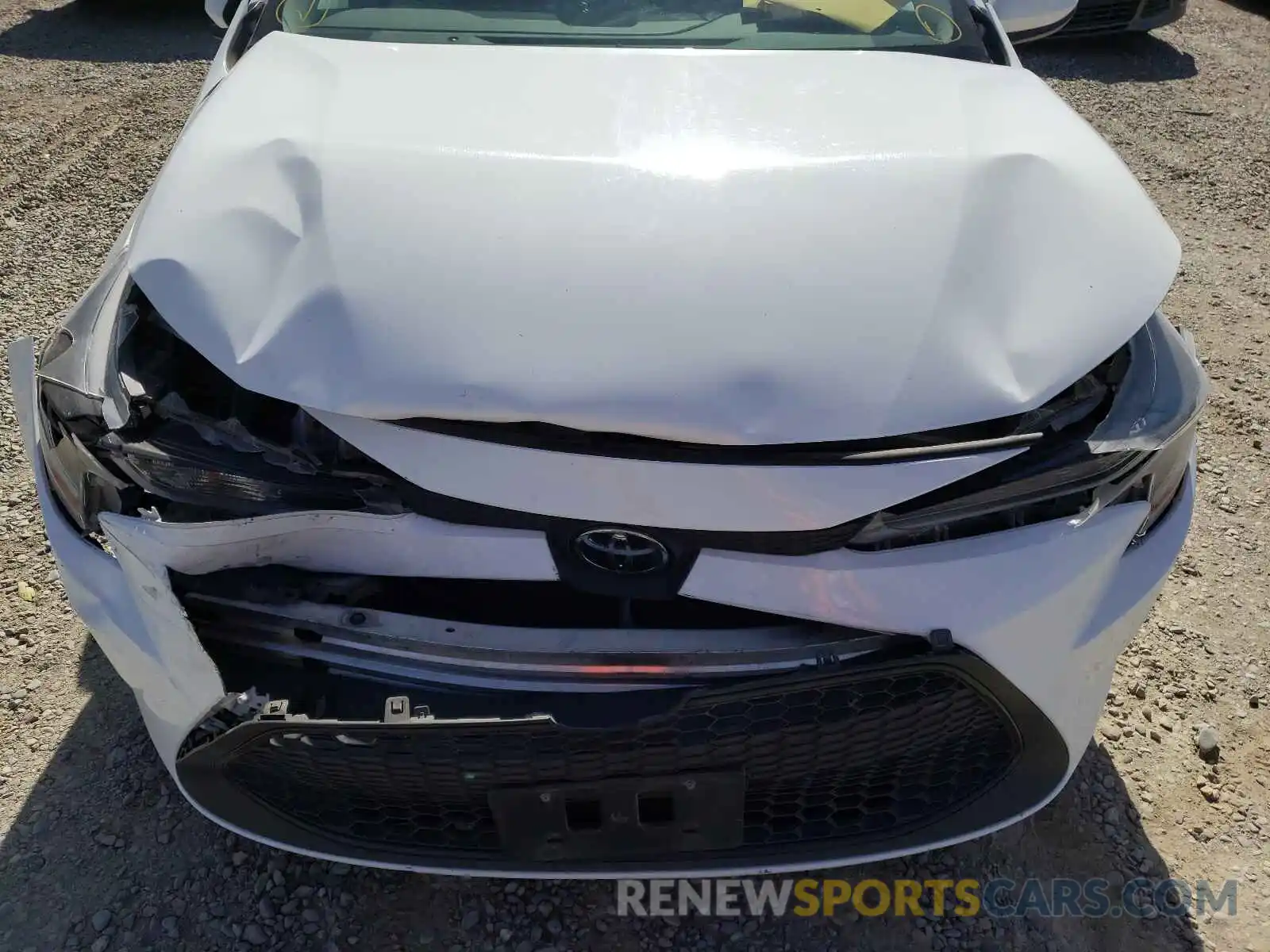 7 Photograph of a damaged car 5YFEPRAE8LP065723 TOYOTA COROLLA 2020