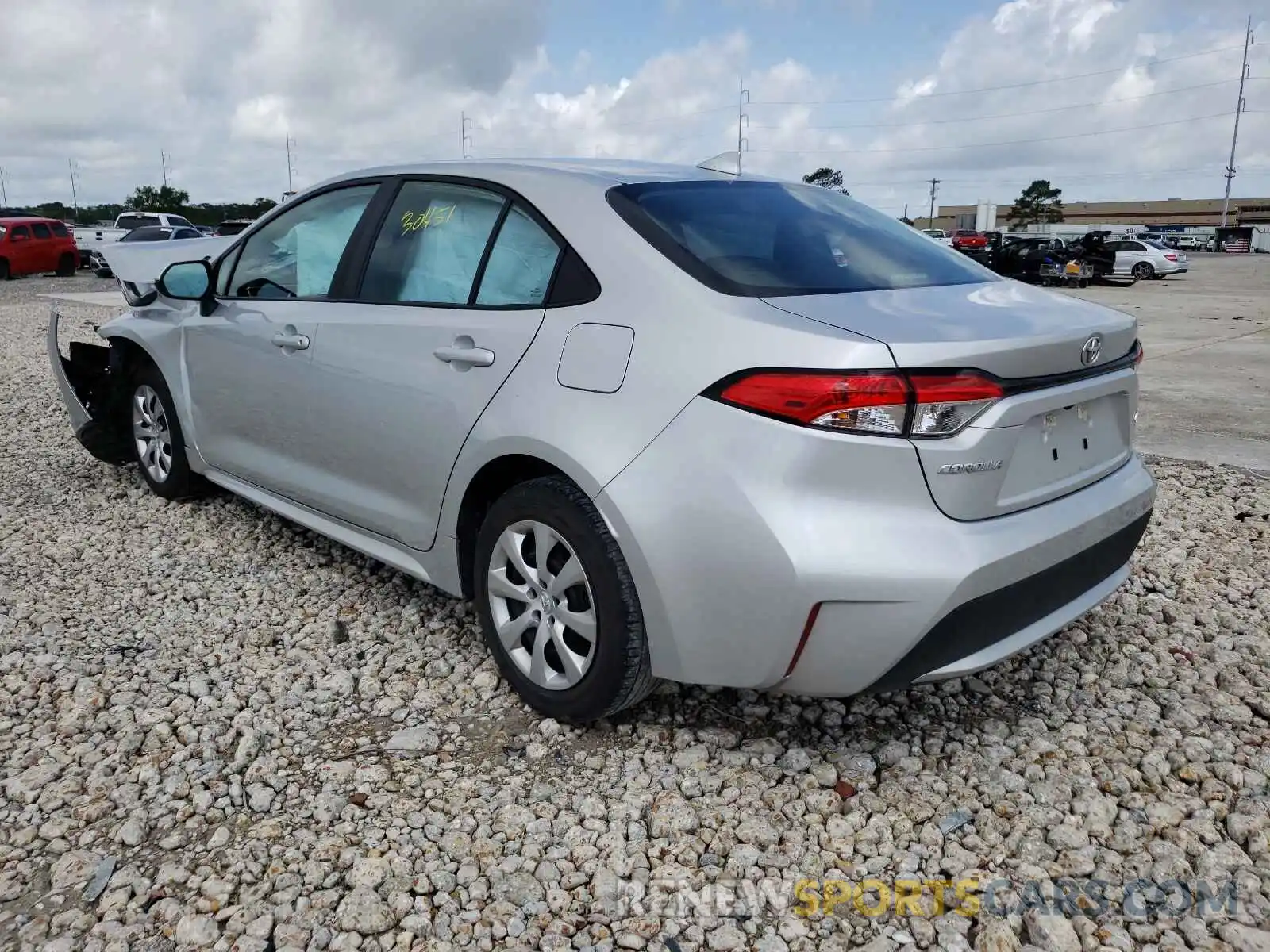 3 Photograph of a damaged car 5YFEPRAE8LP065916 TOYOTA COROLLA 2020