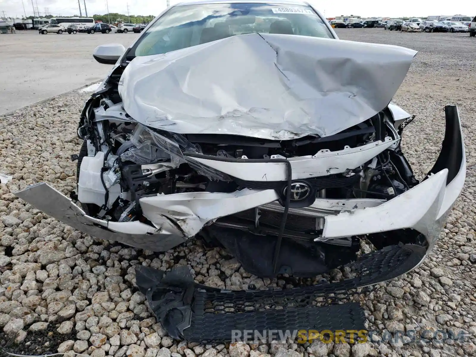 9 Photograph of a damaged car 5YFEPRAE8LP065916 TOYOTA COROLLA 2020