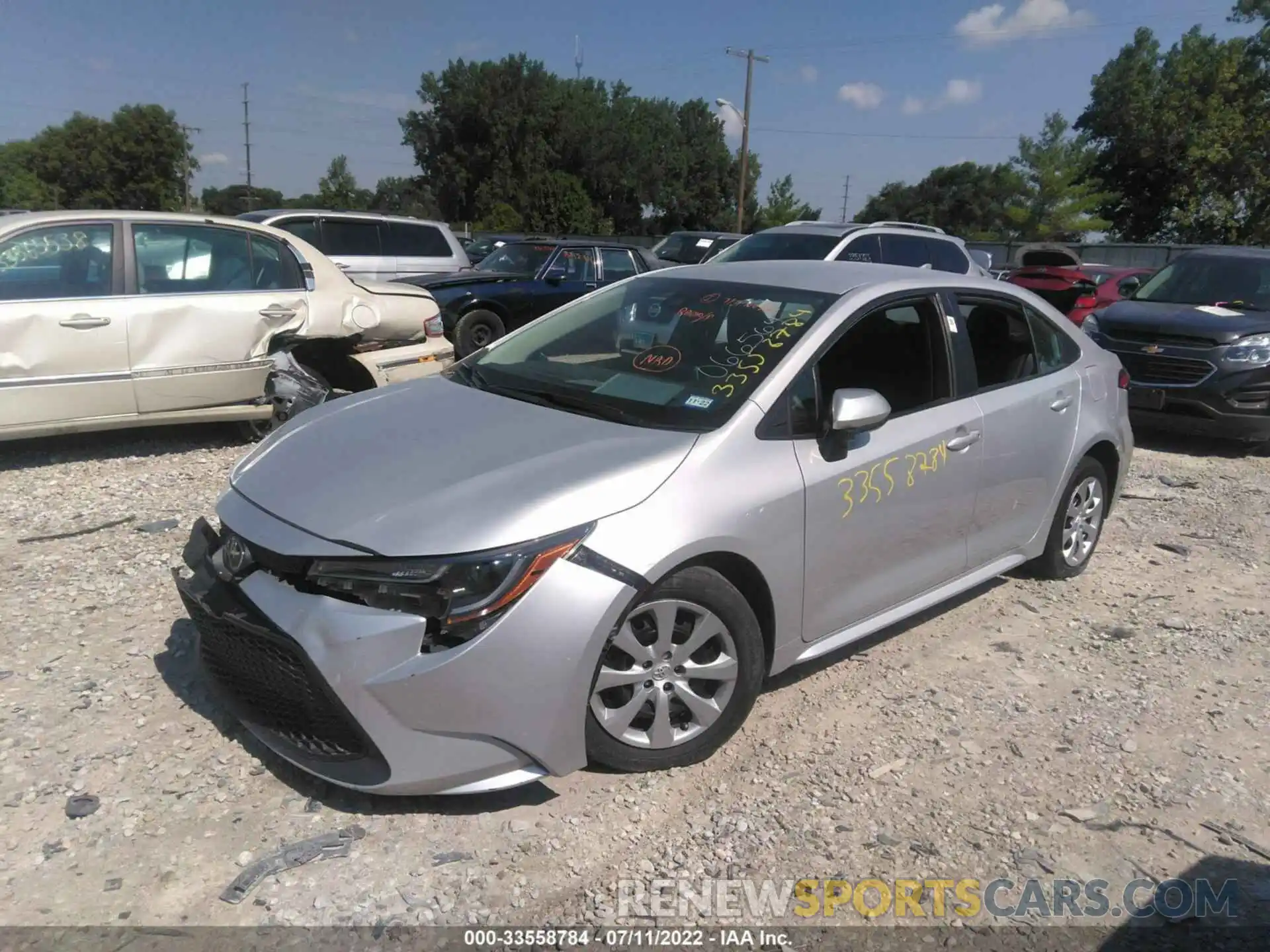 2 Photograph of a damaged car 5YFEPRAE8LP066564 TOYOTA COROLLA 2020