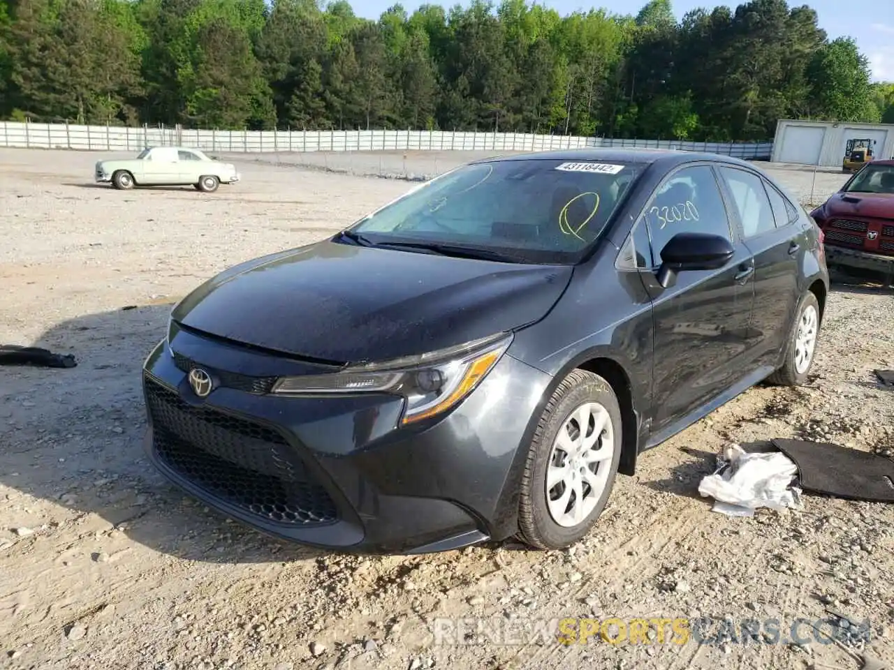 2 Photograph of a damaged car 5YFEPRAE8LP069142 TOYOTA COROLLA 2020