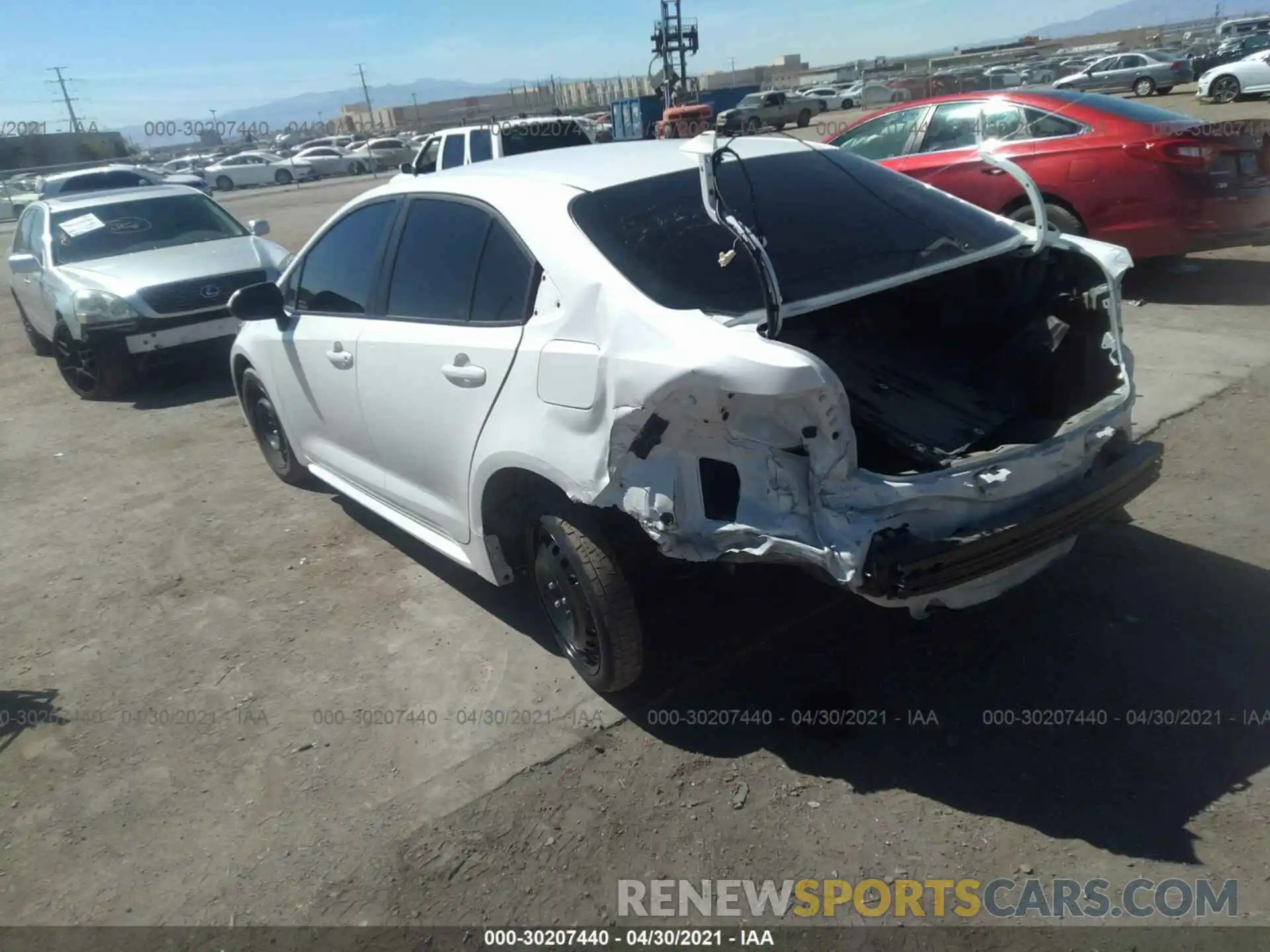 3 Photograph of a damaged car 5YFEPRAE8LP069495 TOYOTA COROLLA 2020