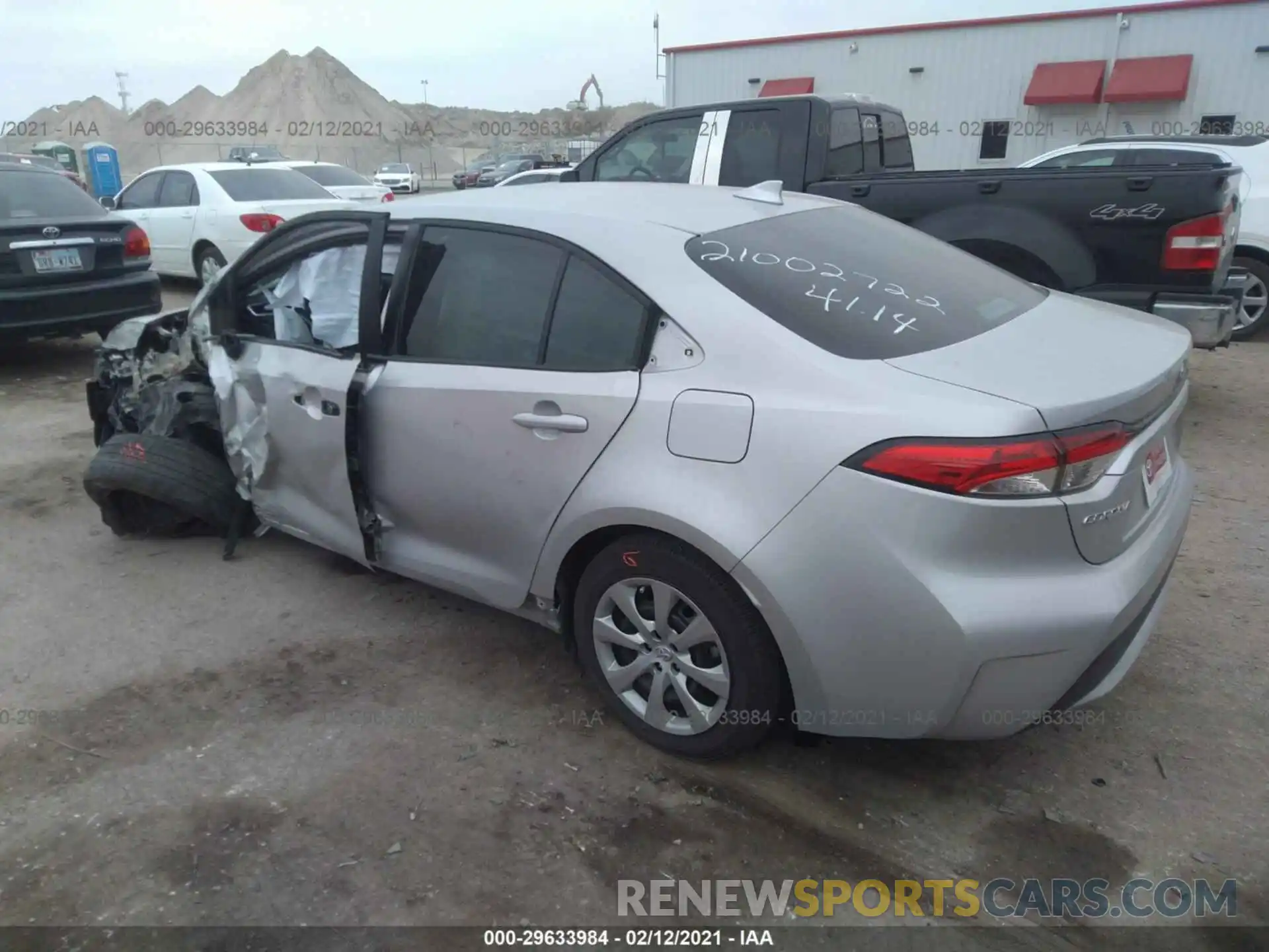 3 Photograph of a damaged car 5YFEPRAE8LP069917 TOYOTA COROLLA 2020