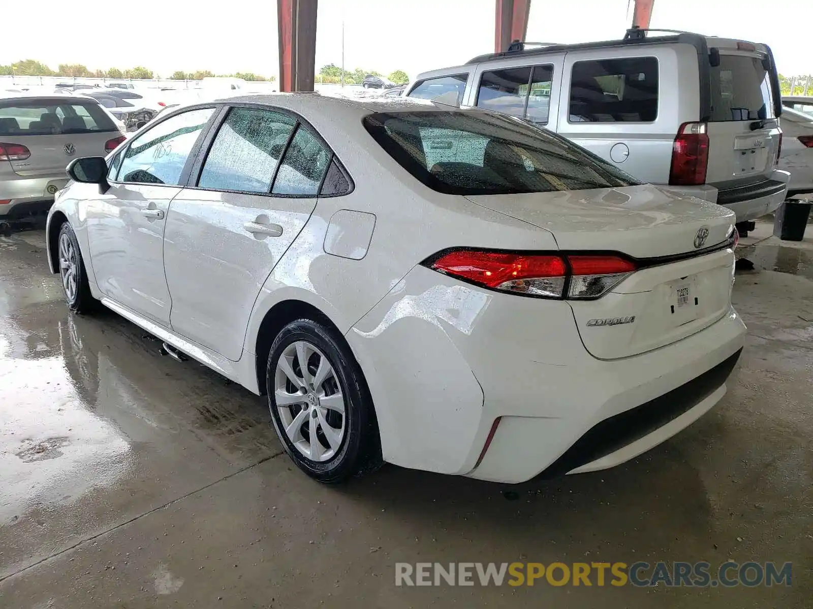 3 Photograph of a damaged car 5YFEPRAE8LP069934 TOYOTA COROLLA 2020