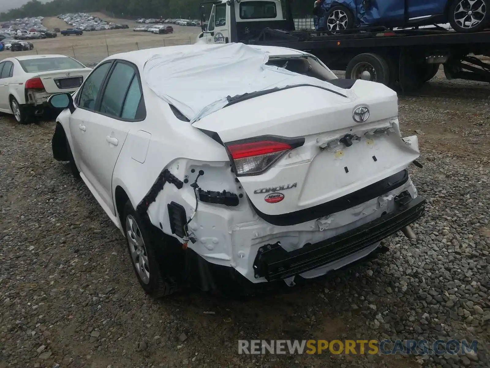 3 Фотография поврежденного автомобиля 5YFEPRAE8LP070579 TOYOTA COROLLA 2020