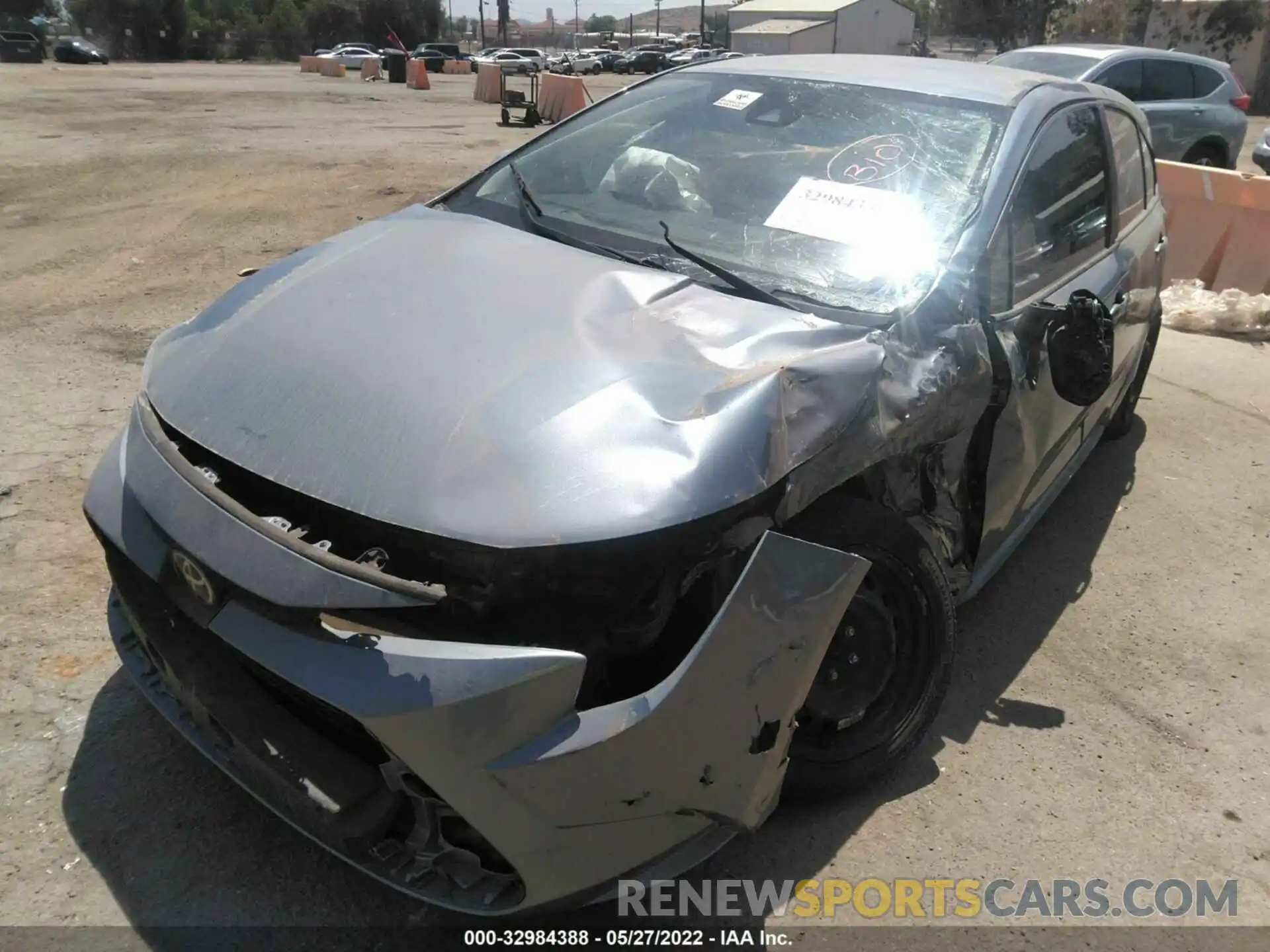 6 Photograph of a damaged car 5YFEPRAE8LP070808 TOYOTA COROLLA 2020