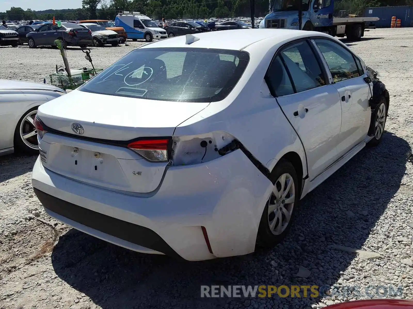 4 Photograph of a damaged car 5YFEPRAE8LP071120 TOYOTA COROLLA 2020