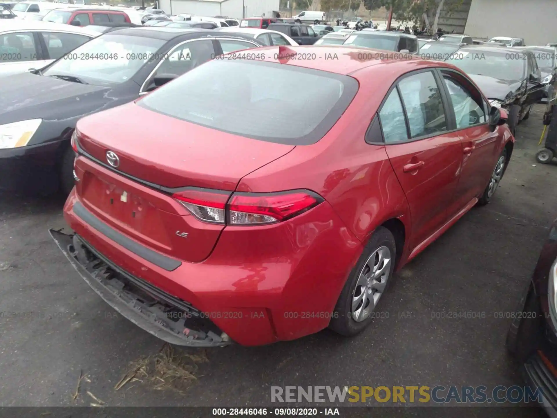 4 Photograph of a damaged car 5YFEPRAE8LP073157 TOYOTA COROLLA 2020