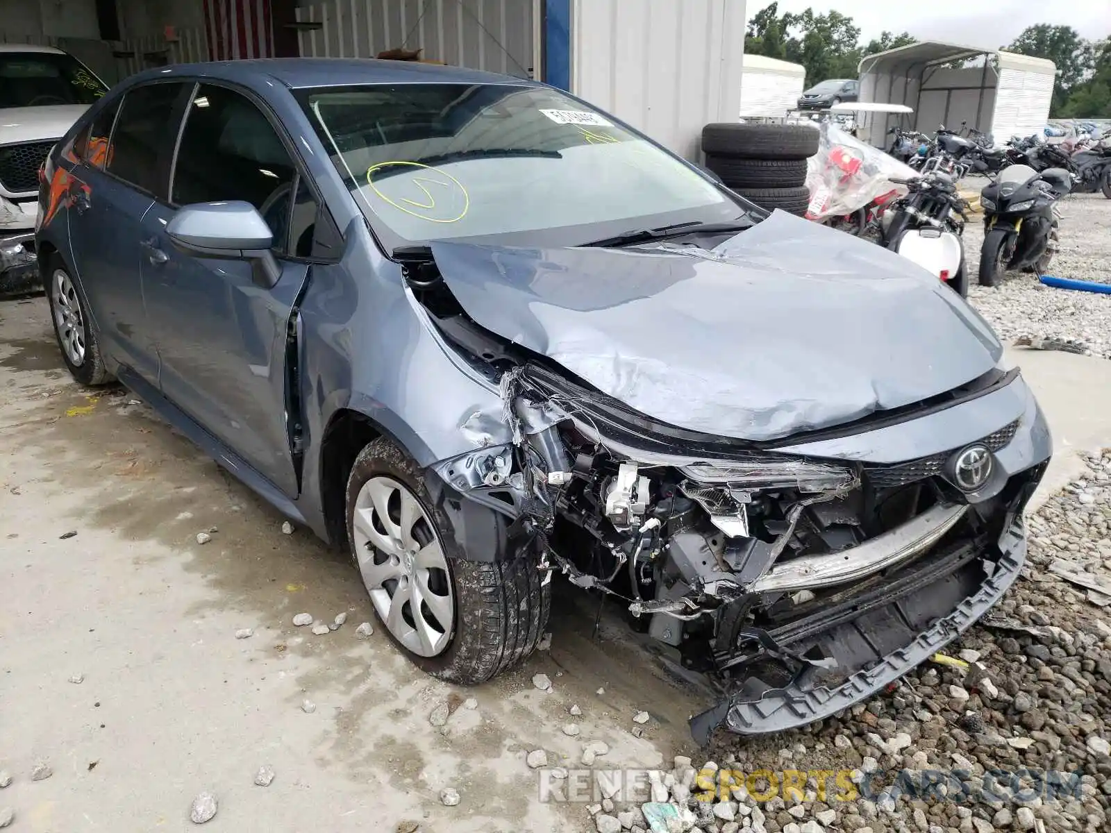 1 Photograph of a damaged car 5YFEPRAE8LP073448 TOYOTA COROLLA 2020